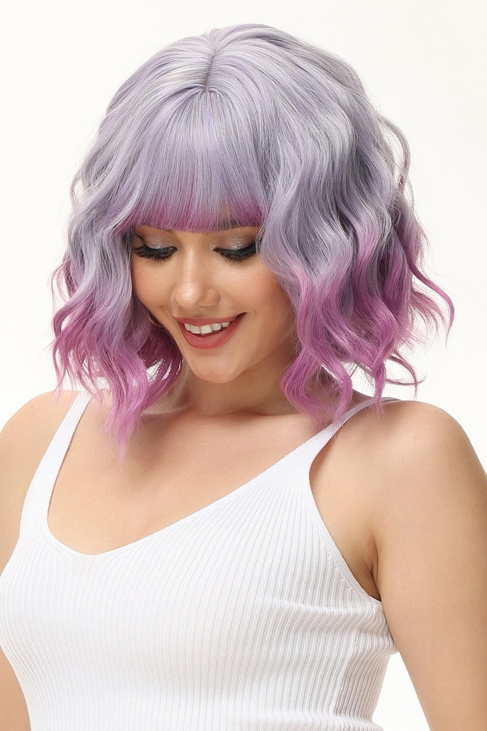 Luxiremi Perücken Lila Spezial Kurze Schulter Länge Lockig Gewellt Perücke Bob mit Pony Synthetische Cosplay Perücke für Damen