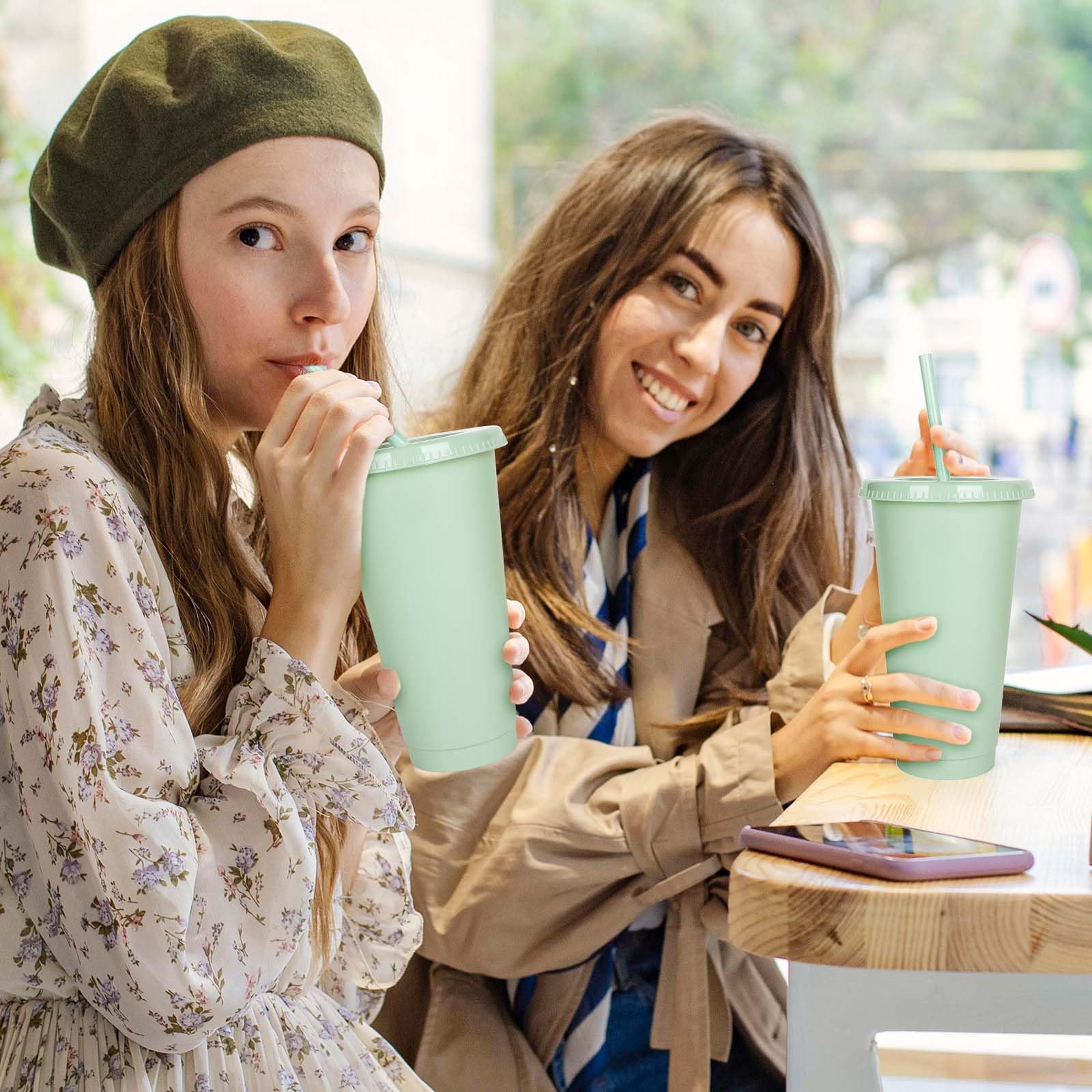 Whaline 12 bicchieri di plastica verde salvia con coperchio piatto e cannuccia, riutilizzabili, grandi bicchieri da viaggio, tazze da viaggio, decorazioni per feste per caffè, bevande, bevande,
