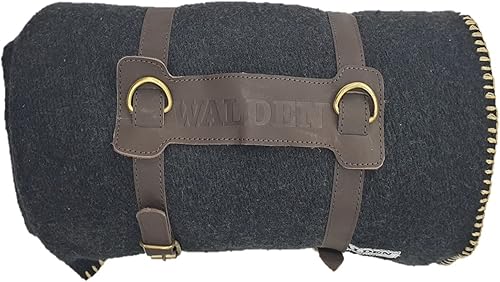 Walden Backyards Fireside Manta de lana con correa de transporte de cuero (carbón con soporte de cuero marrón)