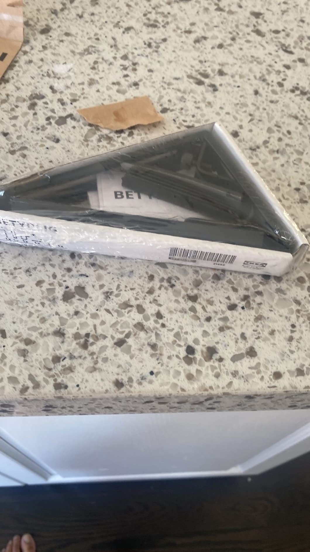 Single IKEA Betydlig Bracket in Packaging