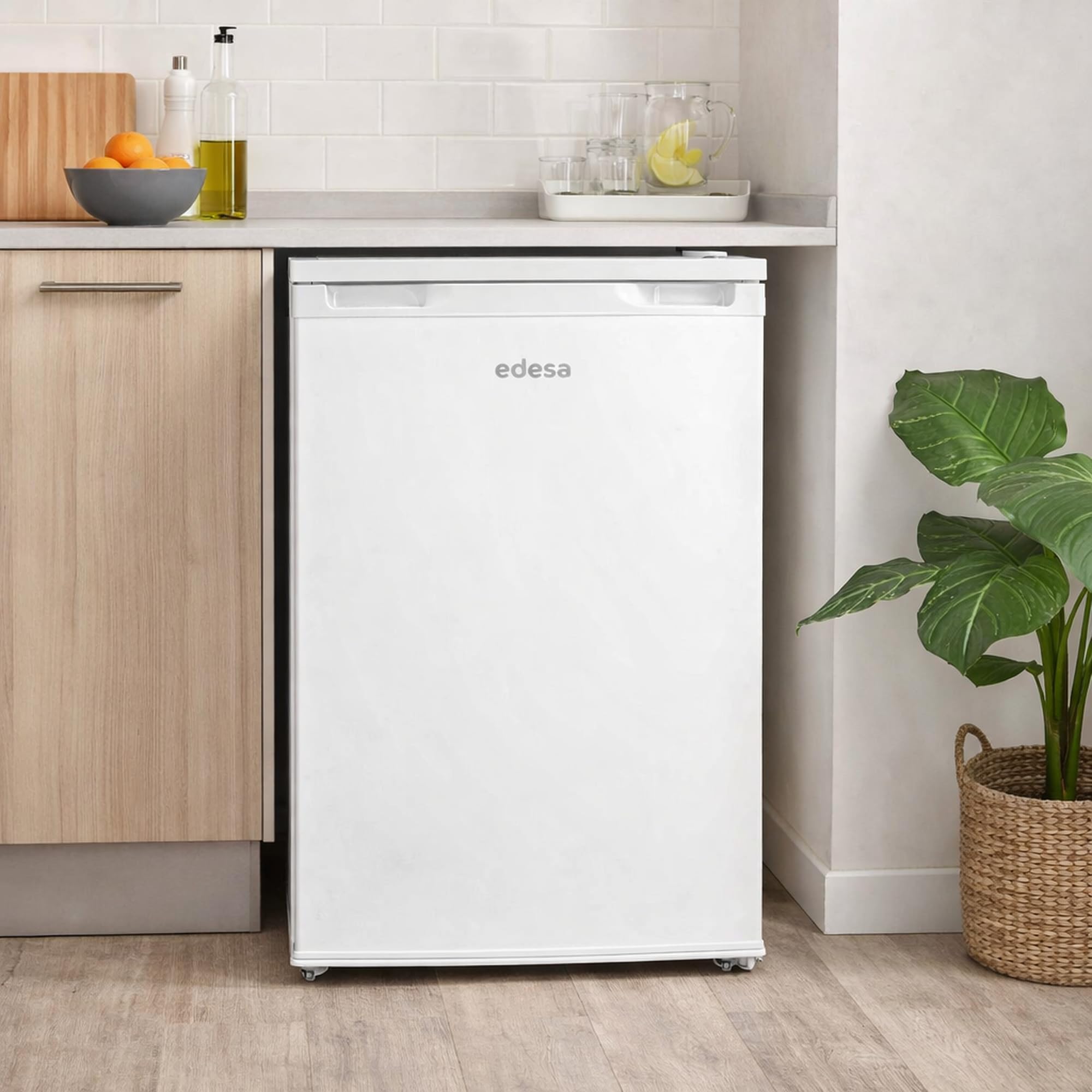 EDESA EFS-0814 WH Frigorífico Compacto Table Top de 113 L y 85 cm, Congelador de 16 L, Termostato Mecánico, LED, Puerta Reversible, Clase E, Blanco