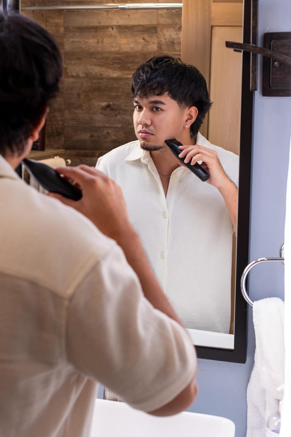 Andis 563070 inLINER All-in-One Cordless Beard & Hair Trimmer, 12-Piece Kit, Compact and Quiet, Removeable T-Blade, Includes Shaver Head Attachment, Black