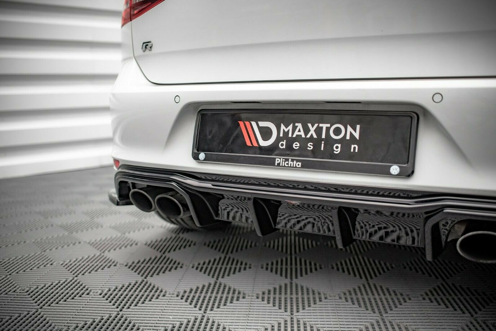 Maxton Design Heckdiffusor V.2 für VW Golf 7 R/R-Line (2012-2016) Hochglanz schwarz