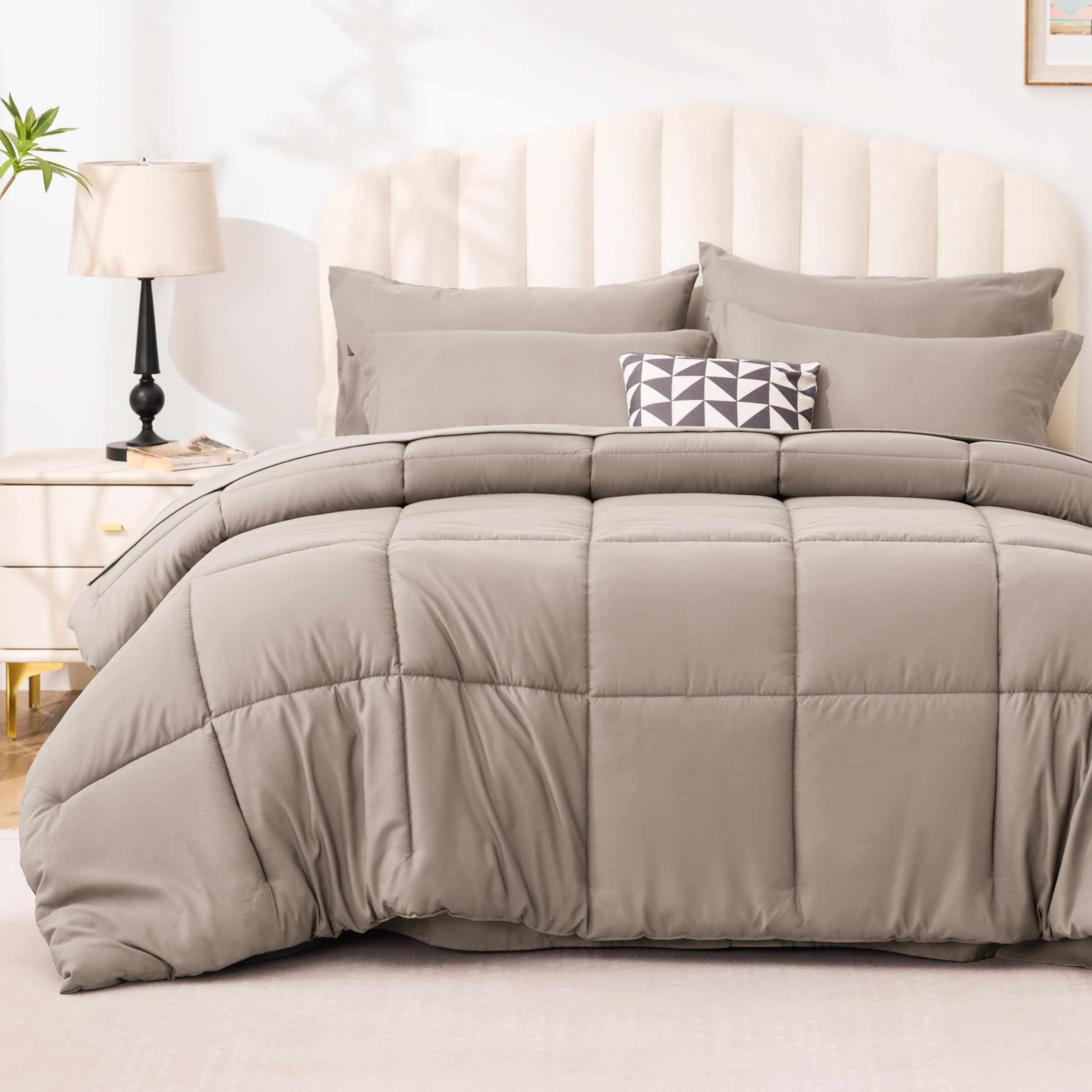 Love's cabin Twin Comforter Set Light Brown, 5 Pieces Twin Bed in a Bag, All Season Bedding Sets with 1 Comforter, 1 Flat Sheet, 1 Fitted Sheet, 1 Pillowcase and 1 Pillow Sham