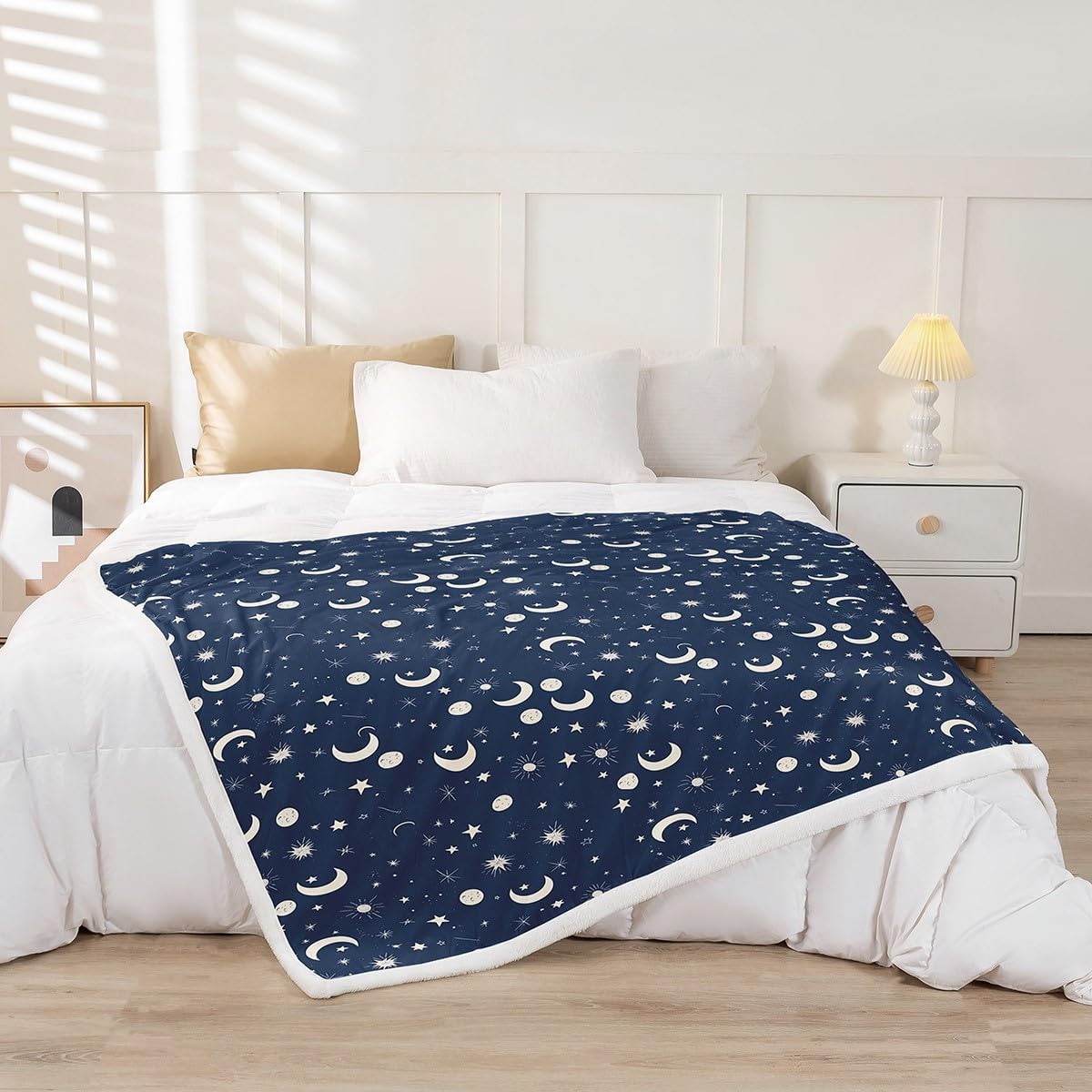 Erosebridal Kids Starry Sky Blanket Galaxy Throw Blanket Queen Moon and Sun Fleece Blanket Dreamy Night Stars Sherpa Blanket for Boys Girls