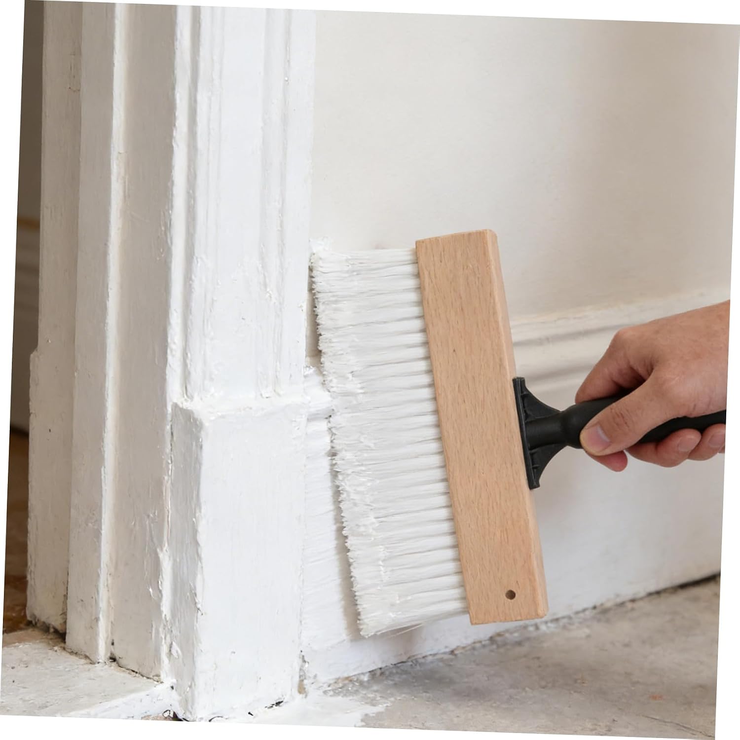 Angled Wallpaper Brush 12.6 Inch for Wall Art and Textured Concrete Graining, Ergonomic Wooden Handle with Slanted Tip for Creative Crafts and Wall Decorations