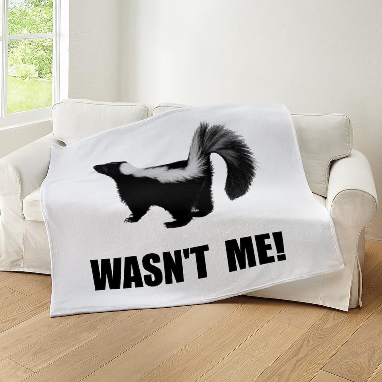 CafePress Skunk Wasnt Me Throw Blanket Super Soft Fleece Plush Throw Blanket, 60"x50"