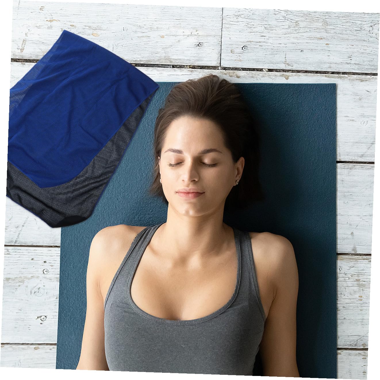 WOONEKY Lot de 4 serviettes de glace en polyester avec housse en silicone - Serviettes rafraîchissantes à séchage rapide et très absorbantes pour fitness et yoga dans un étui de voyage pratique