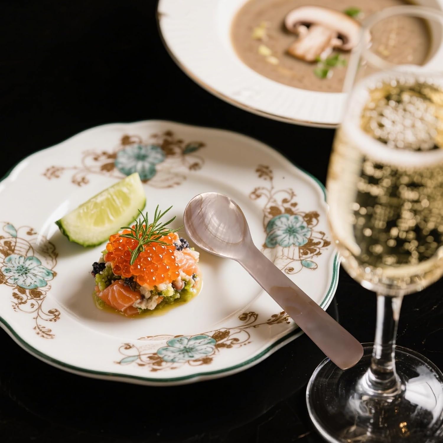 Mother Of Pearl 6 Caviar Spoons Set, 3.54 In / 9 Cm Handcrafted, Fish Roe & Ice Cream Dining Accessory, Elegant For Hotel And Home, Ideal For Caviar Serving