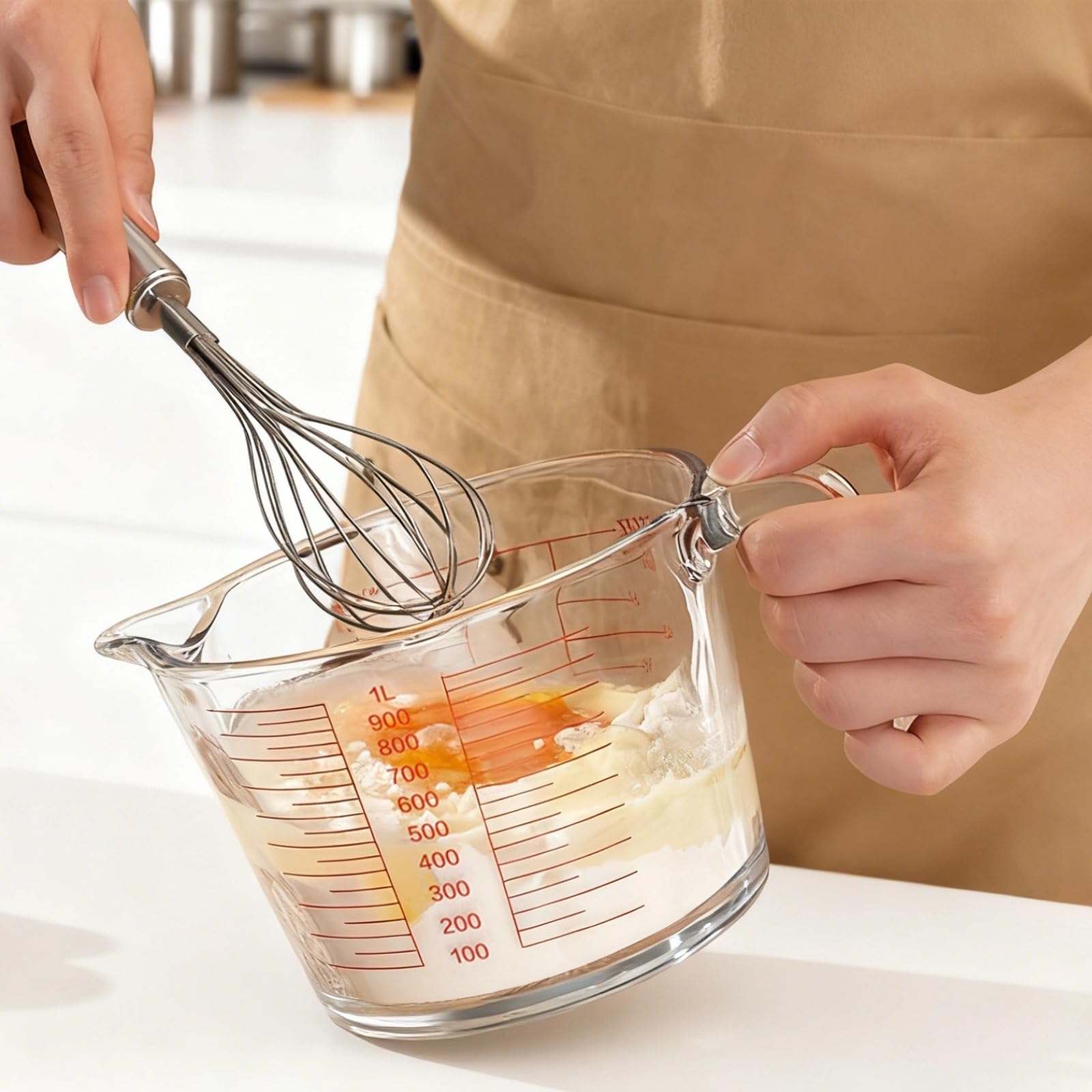 Messbecher aus Glas, 1000 ml, hitzebeständiges Borosilikatglas, rote gut lesbare Skala, Ausguss, integrierter Griff, Siebeinsatz, Maße in ml, oz und Cup, für Kochen und Backen