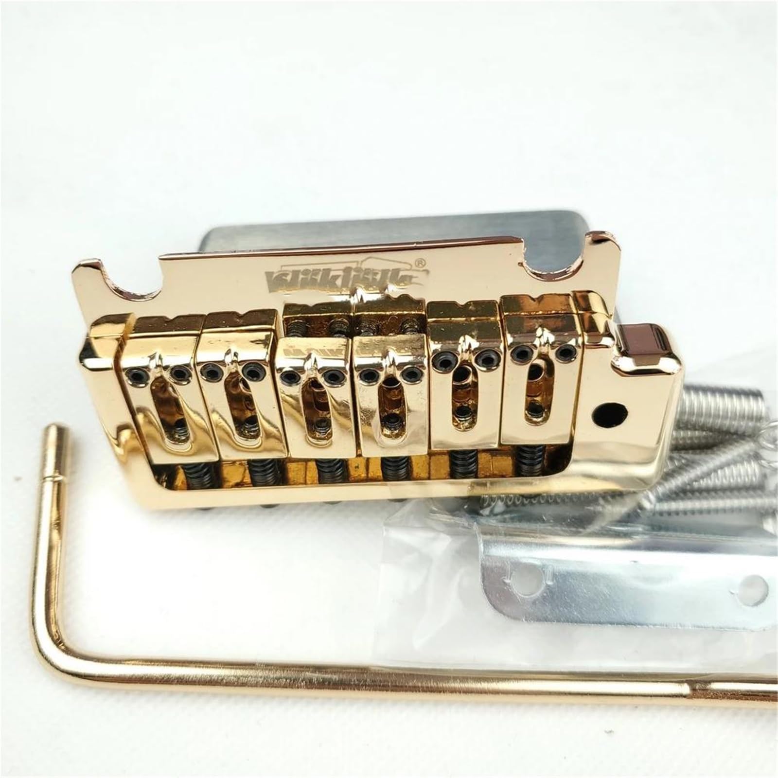 Do gitary ST 2 Post Gold Double Shake Tremolo Bridge WOV08 Mostek Gitary Profesjonalnej