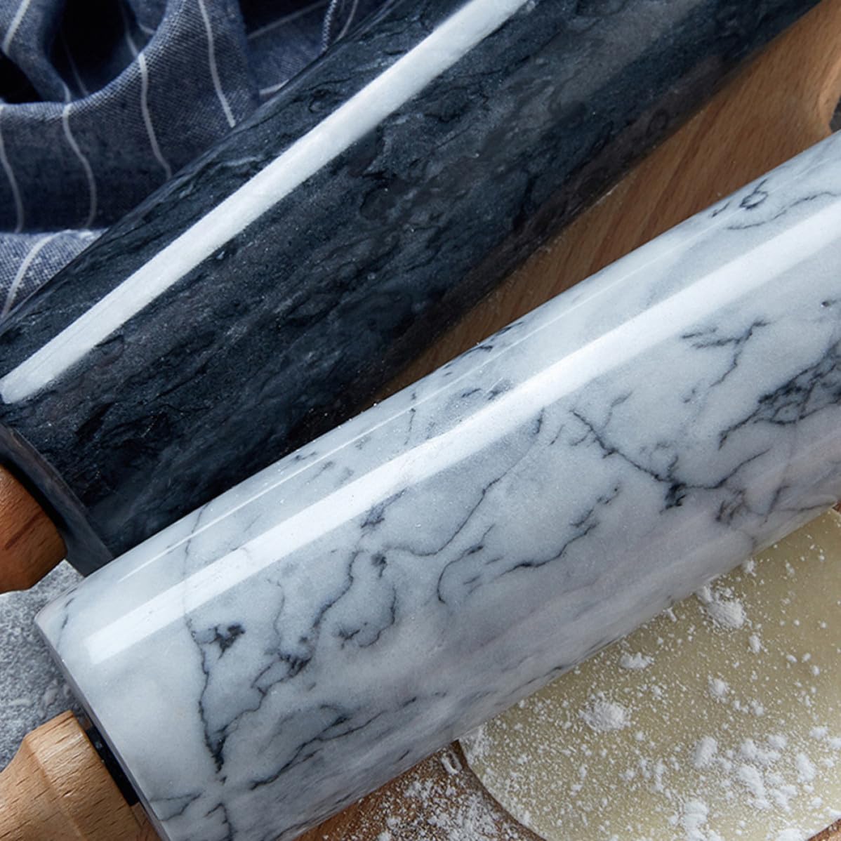 Garneck Elegantes Nudelholz mit Holzgriff aus Marmor Praktische Backwalze zum Backen von Gebäck und Handgemachten Nudeln Robust und Leicht zu Reinigen