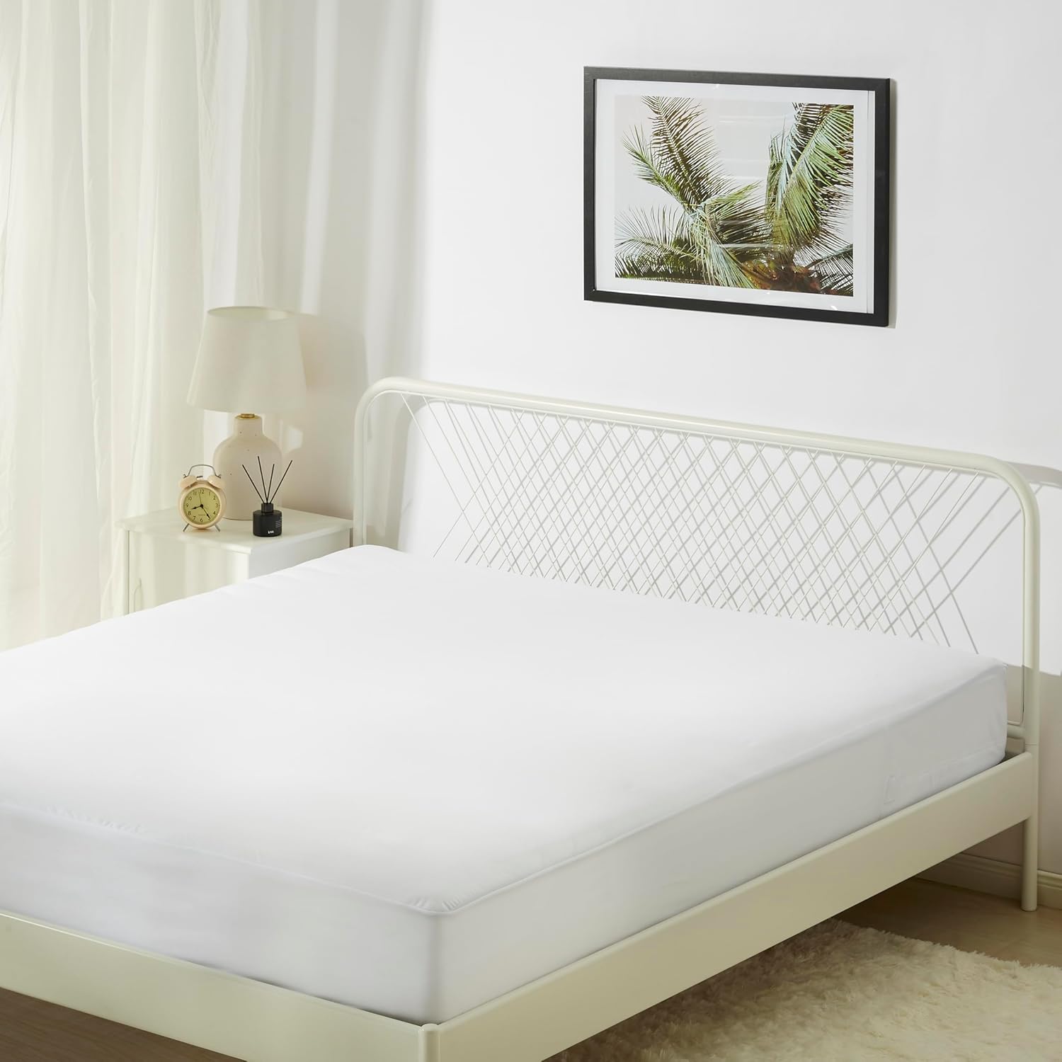 Amazon Basics Zippered Mattress Encasement Cover - Waterproof & Bed Bug ...