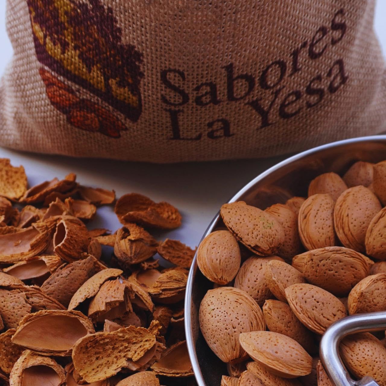 Almendras con Cáscara 2 Kg - Premium Españolas - Fruto Seco Nacional - Sostenibles y 100% Naturales - Made in Spain