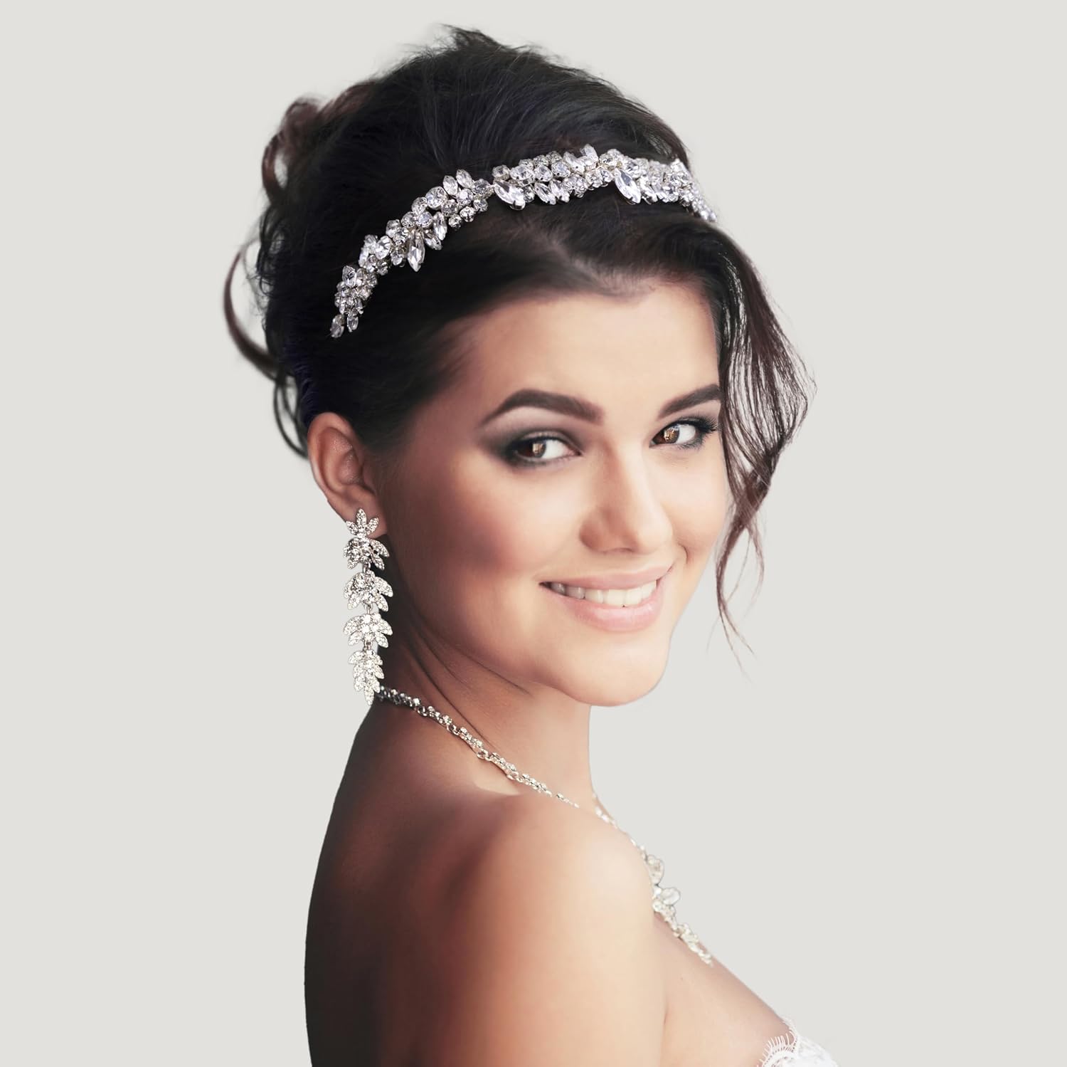 Oriamour Crystal Wedding Headband For Bride Bridal Headpieces For Girls Rhinestone Hairband For Birthday, Party, Prom (Silver)
