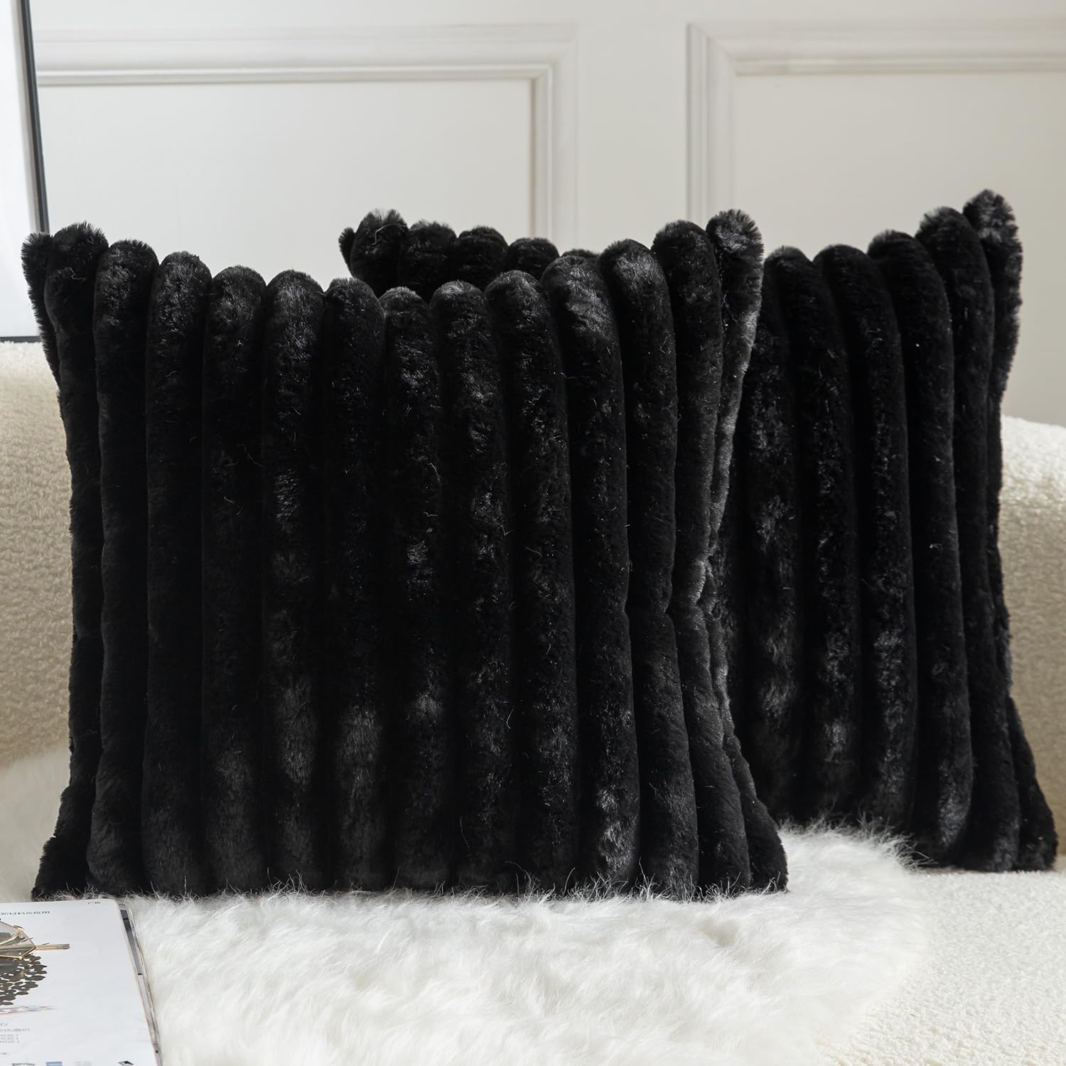 Mandioo Pack of 2 Decorative Cushion Covers 30cm x 50cm Faux Fur Striped Plush Soft Throw Pillow Covers Pillow Cases Bedroom Living Room Sofa Home 20x20 Inch Black