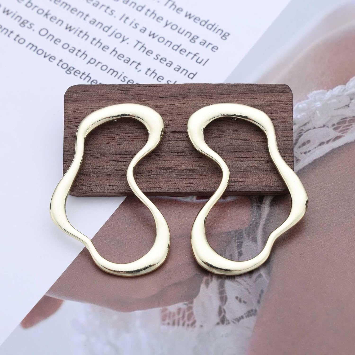 Vintage Large Circle Hoop Earrings Irregular Hoop Drop Earrings Irregular Circle Hoop Earrings Gold Exaggerated Circular Earrings for Women - Image 4