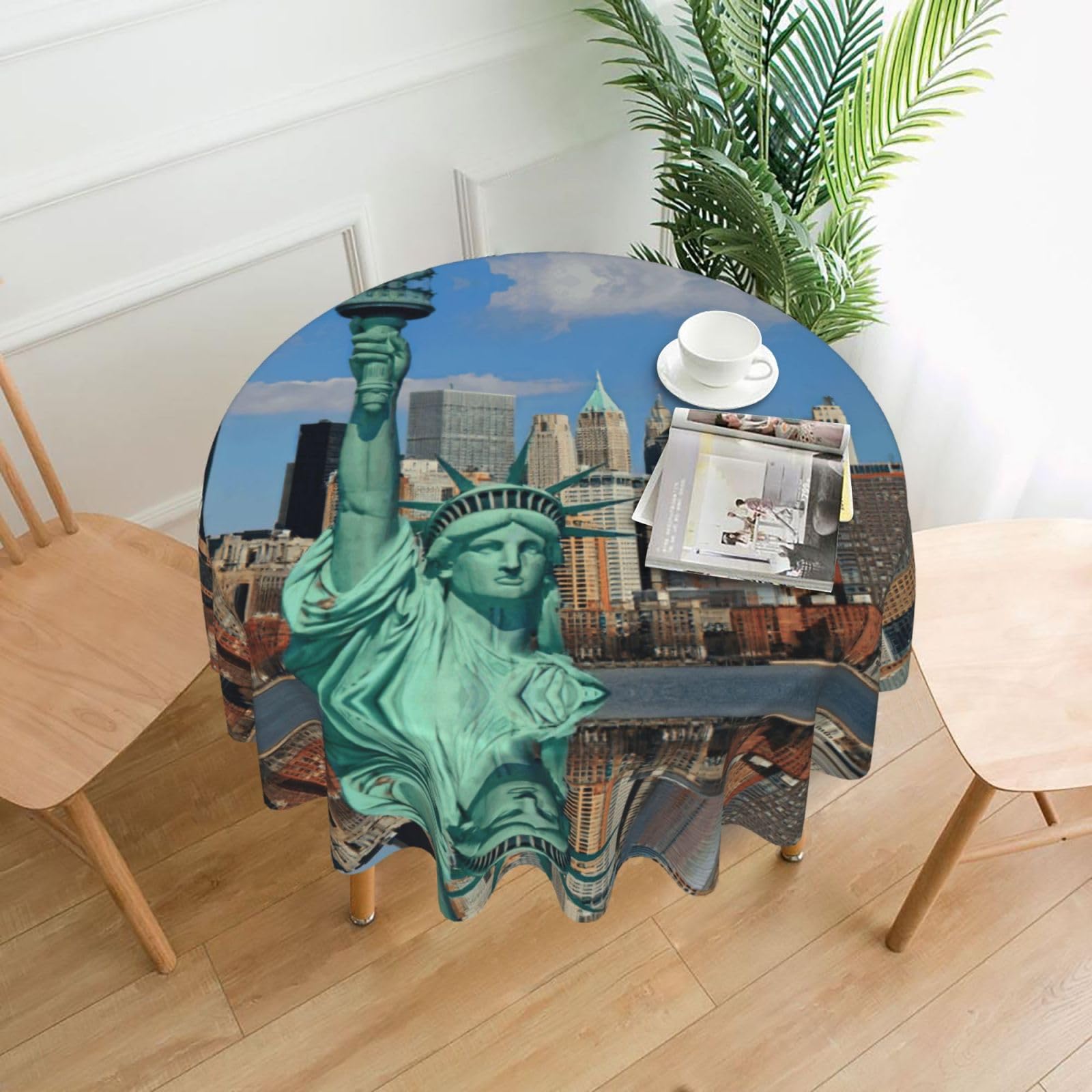 Uusnwaa Statue Of Liberty In Nyc Print Round Tablecloth 60 Inch, Stain Wrinkle Resistant Washable Polyester Table Cover For Kitchen Party