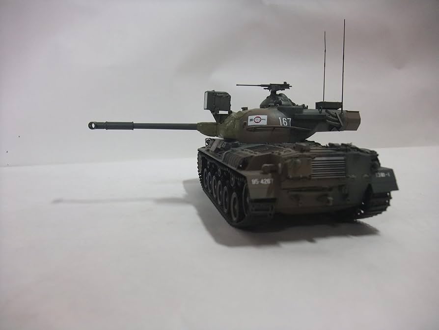 Amazon | 完成品 陸上自衛隊61式戦車改修型 縮尺35分1