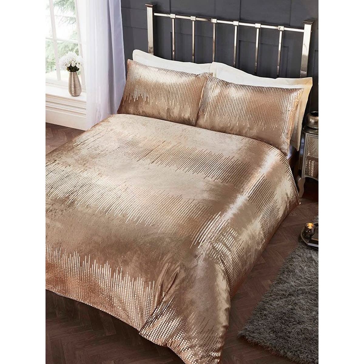 Rapport Home Tiffany Double Duvet Set - Gold Crushed Velvet with Sequin Effect - 200x200cm