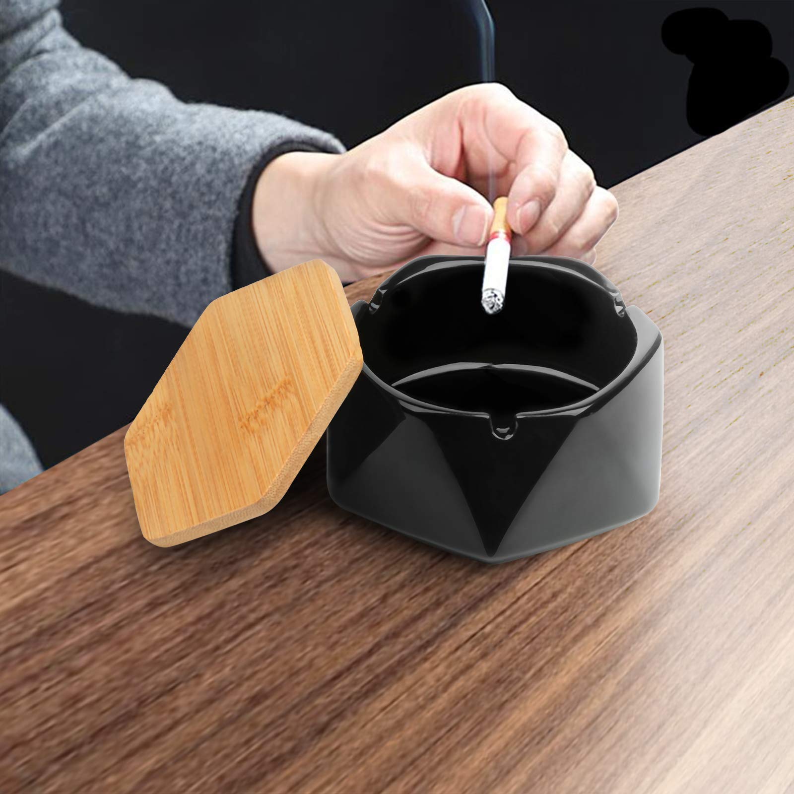 Portacenere Antivento Antiodore con Coperchio Geometrico Portatile Stile Nordico Esterno Nero