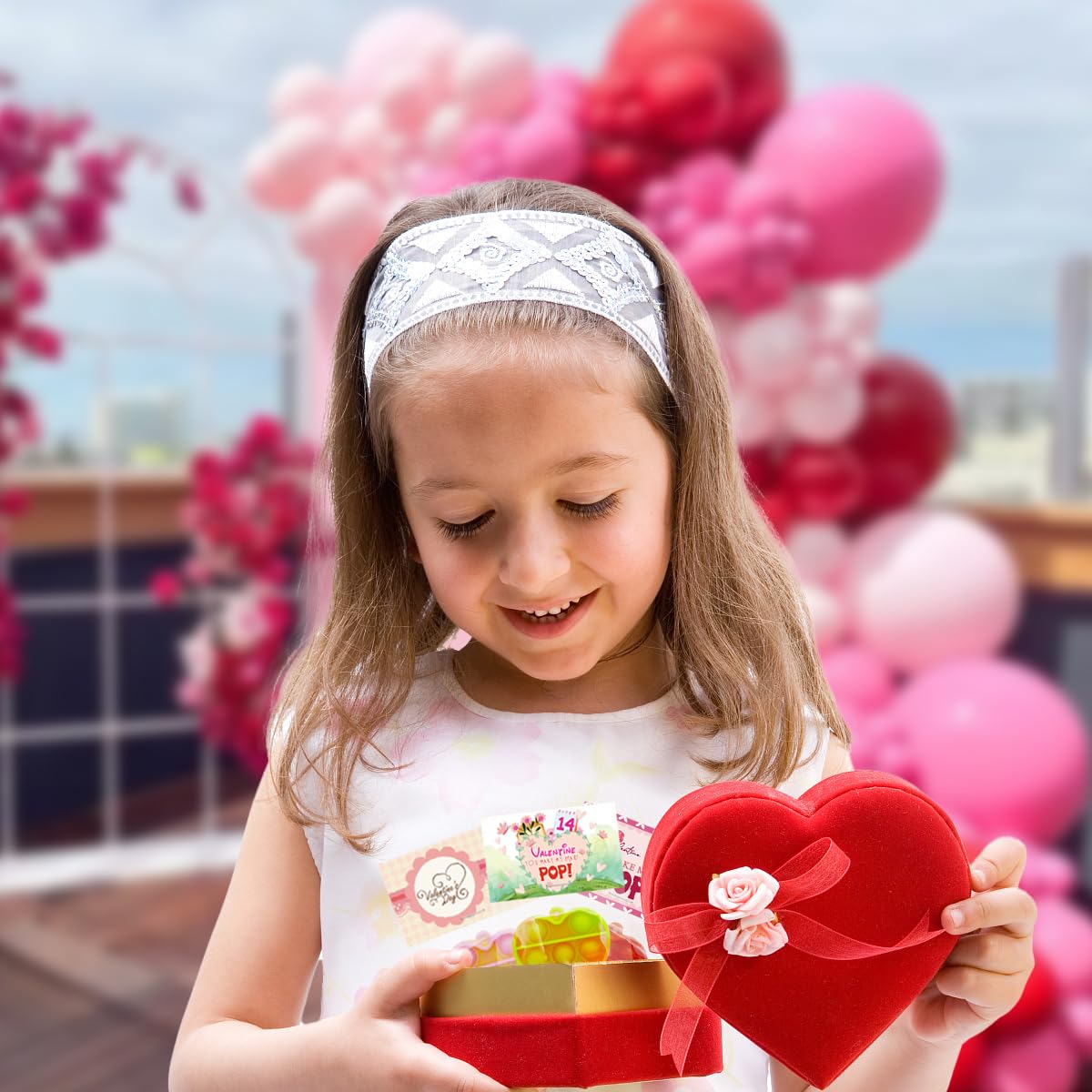 unitedessentialgoods Valentines Day Gifts for Kids, 24PCS Heart Mini Pop Bubble Fidget Toys with 24PCS Cards for Valentines Day, Exchange Cards for Girls Boys Toddlers School Classroom Party Favors 6