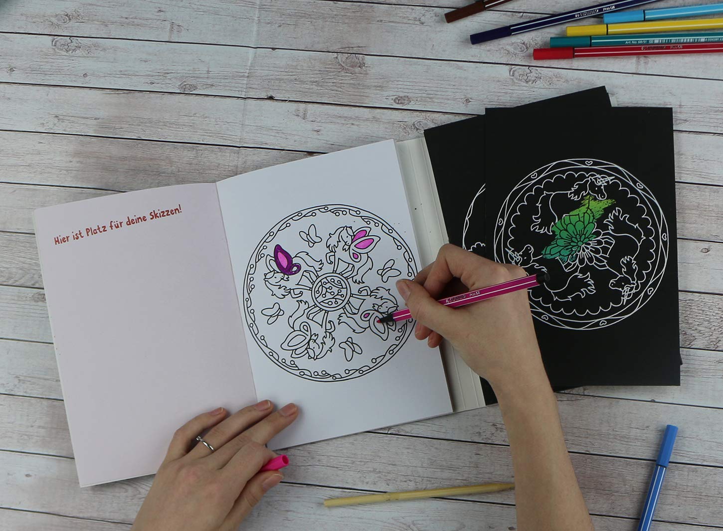 Kreativ-Kratzel Mandalas - Magische Pferde: Beschäftigungsbuch für Pferdefans und Kinder ab 5 Jahre
