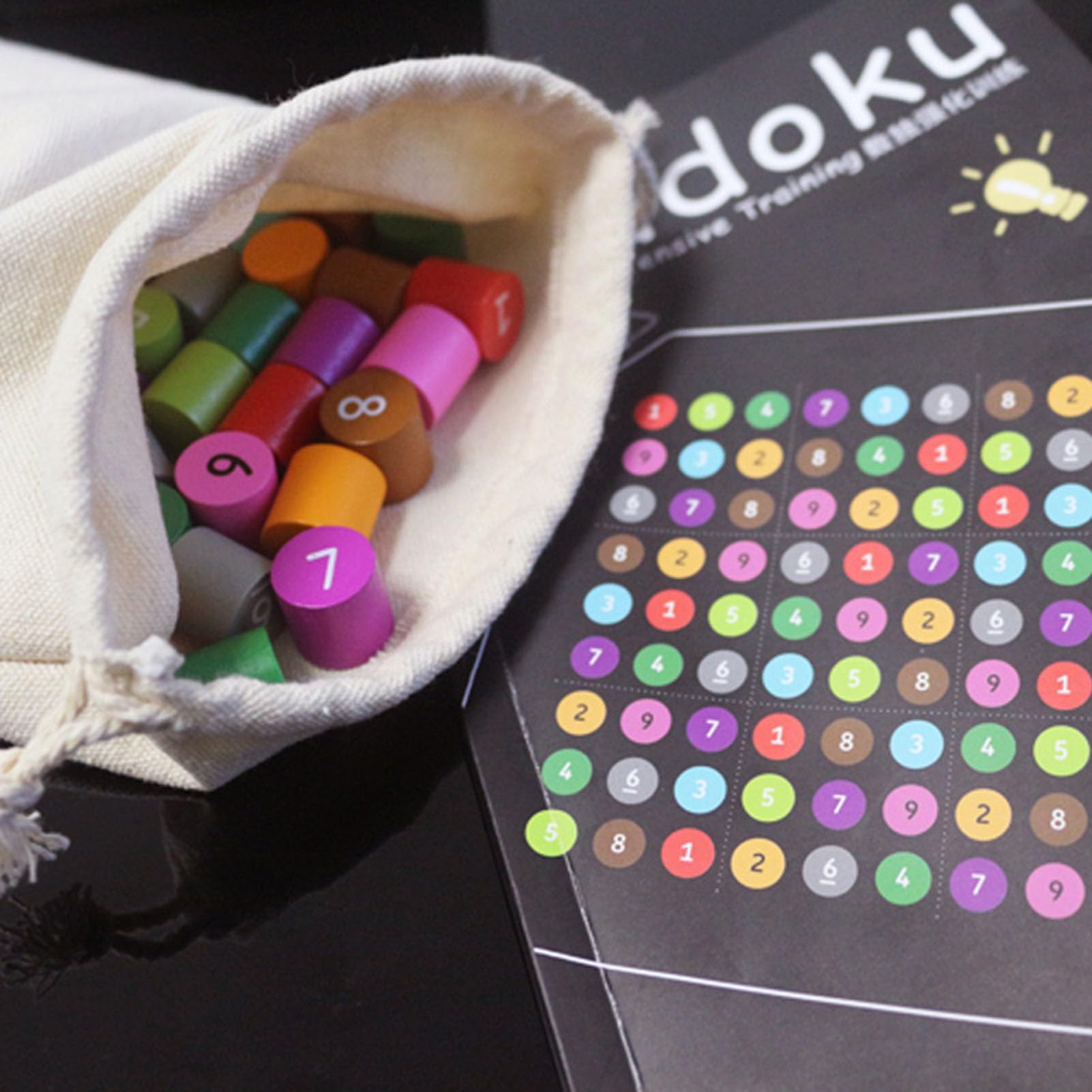 Drewniana gra w liczby Sudoku, kolorowa plansza Sudoku z kołkami, edukacyjna logiczna łamigłówka