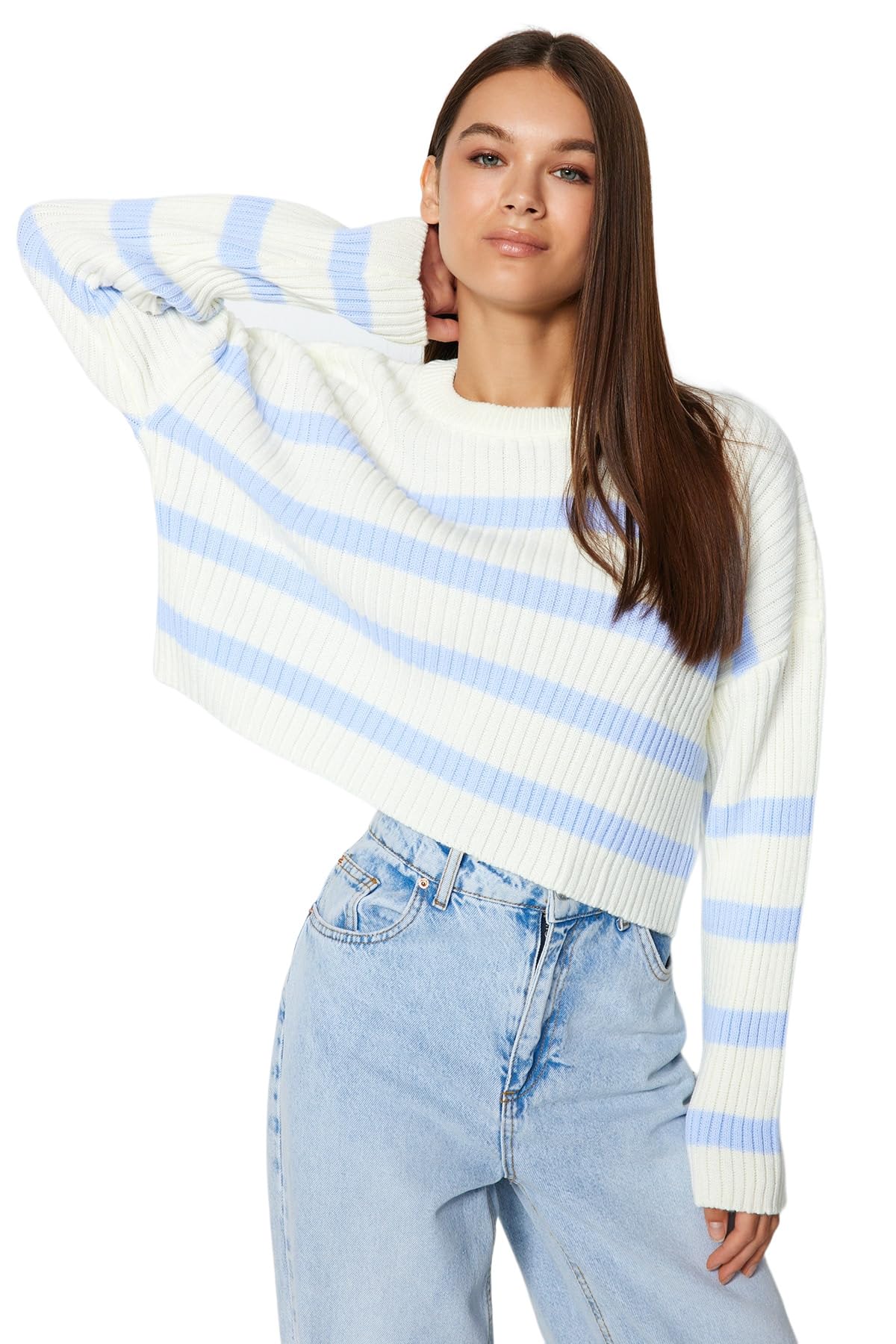 Trendyol FeMan Regular fit Basic Crew Neck Knitwear Sweater,Ecru,M