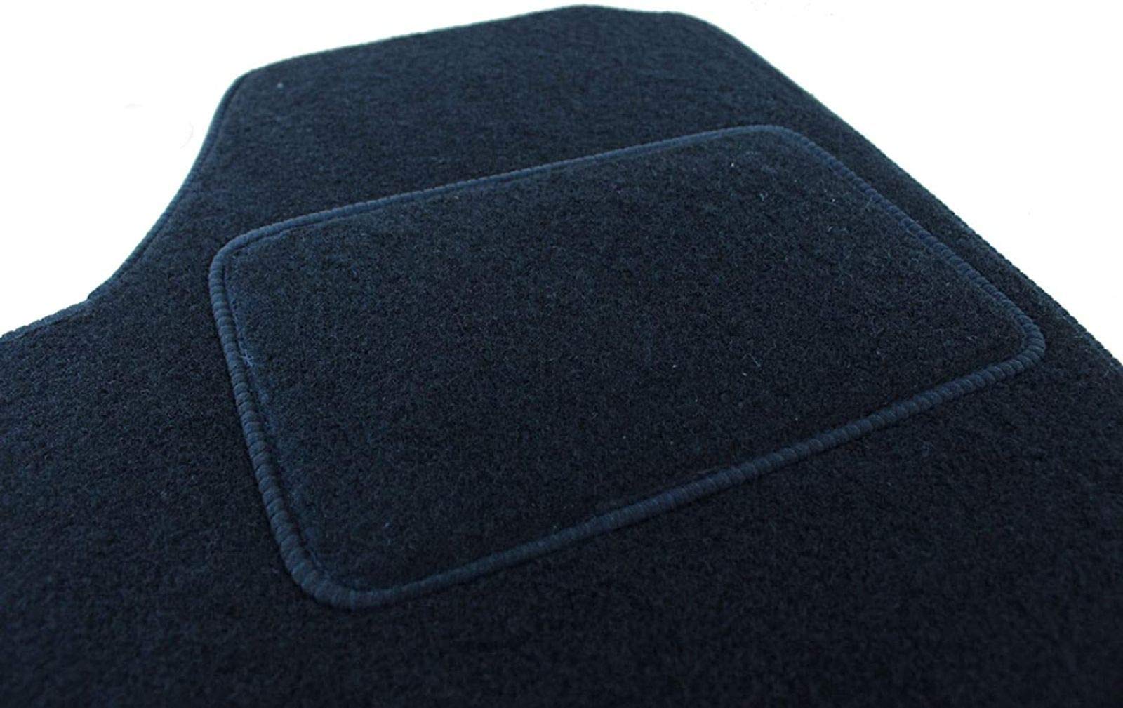 J&J AUTOMOTIVE | Custom velour black floor mat for 308 SW 2014-2021, precise fit, non-slip bottom, reinforced in the pedal area