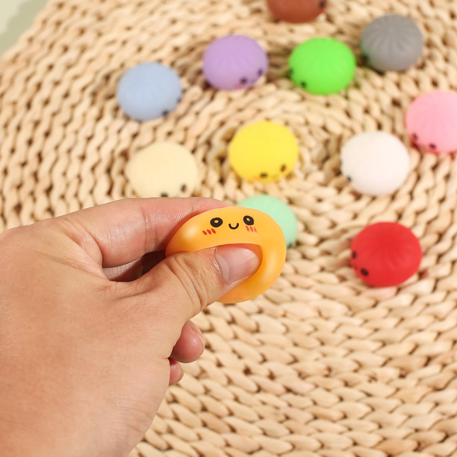 Calendario dell'Avvento Mystery Dumpling 2026, Conta alla Rovescia con 24 Squisy a Forma di Bao, Palle Morbide e Carine, Gioco Antistress Sensoriale per Adulti