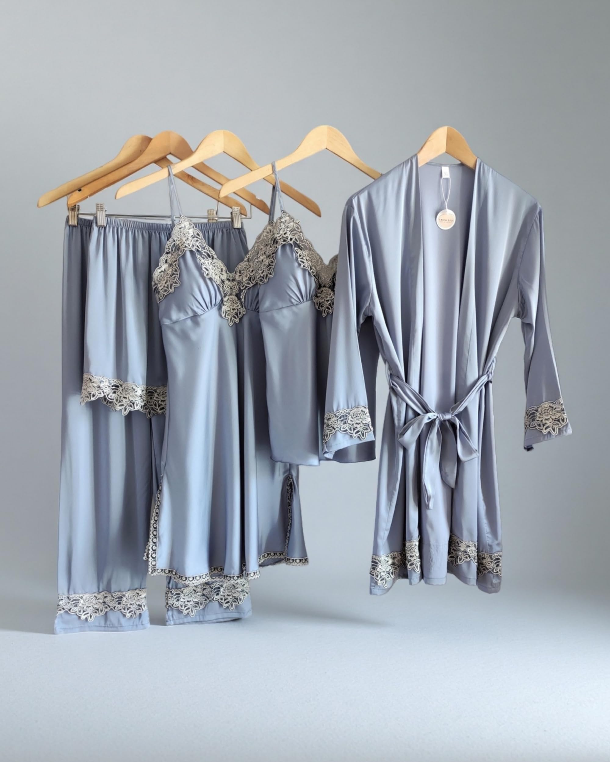 Laura in - Ensemble de Pyjama en Soie Satin pour Femme avec Dentelle 5 pièces, Robe Kimono, Chemise de Nuit, Haut, Pantalon et Short