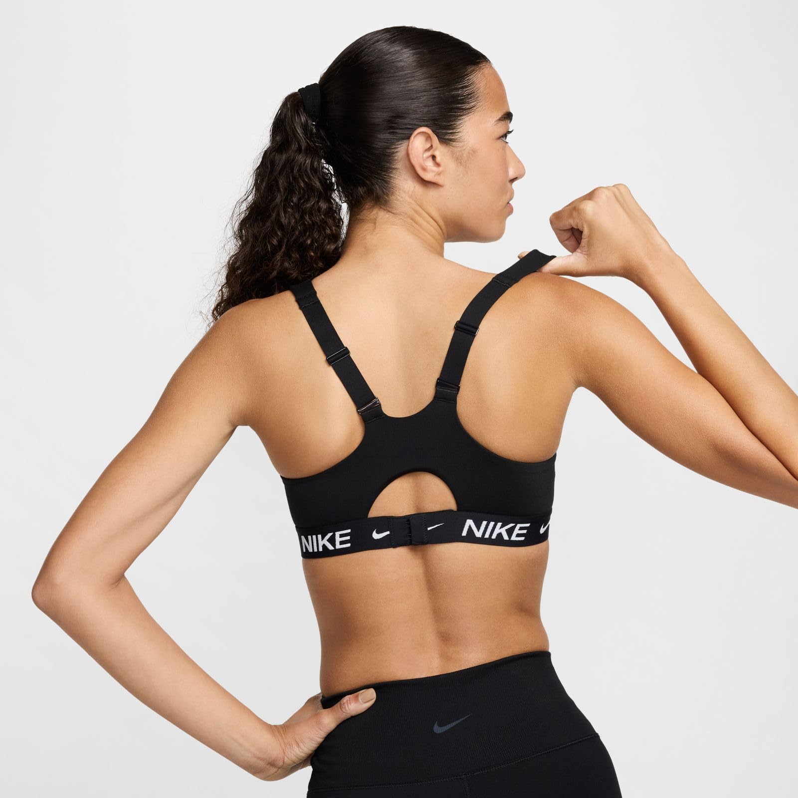 NIKE Biustonosz sportowy Kobiety Nike Indy High Support Verstellbarer Sport-bh Mit Polstern Für Damen