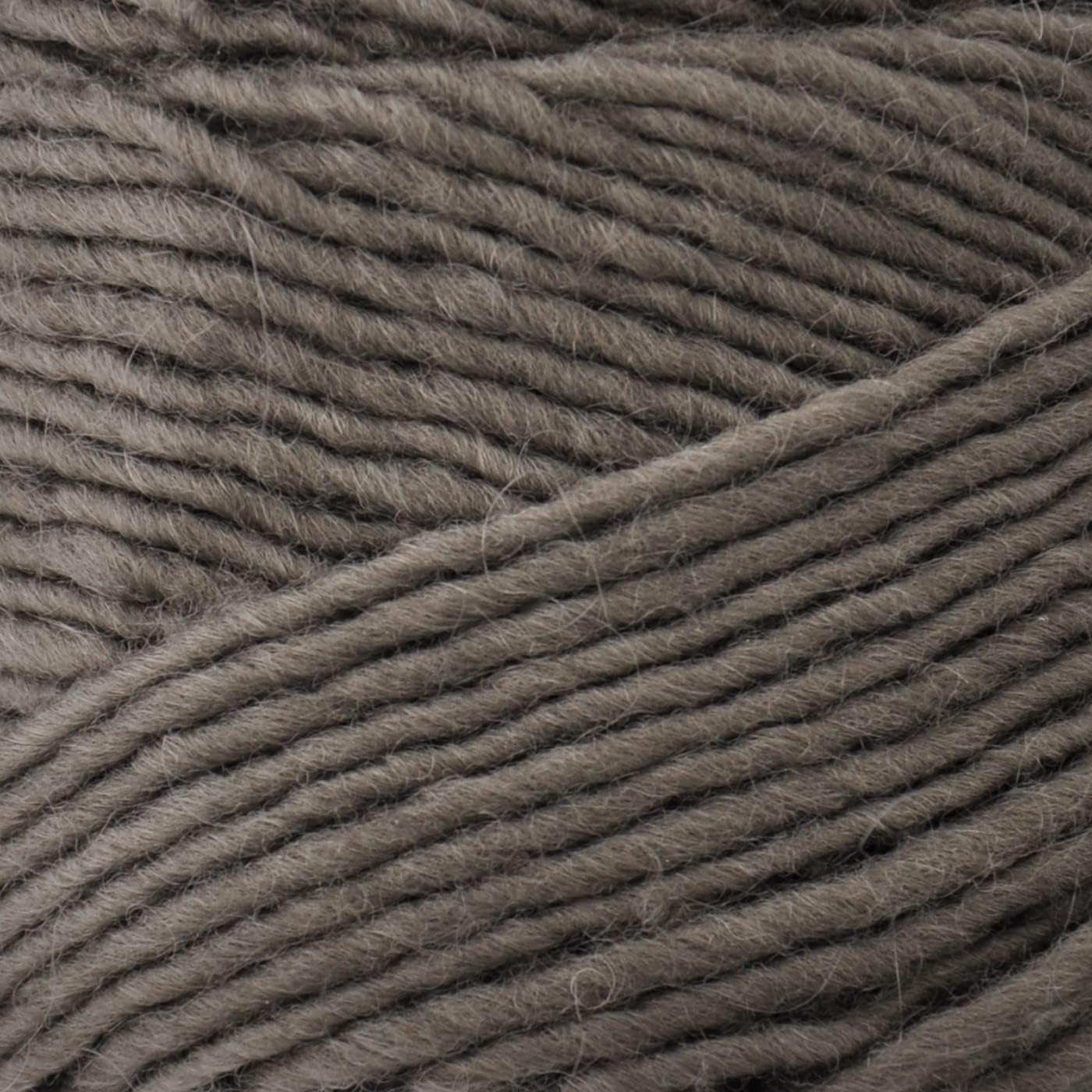 Brown Sheep Lambs Pride Worsted 128 Grey Bull