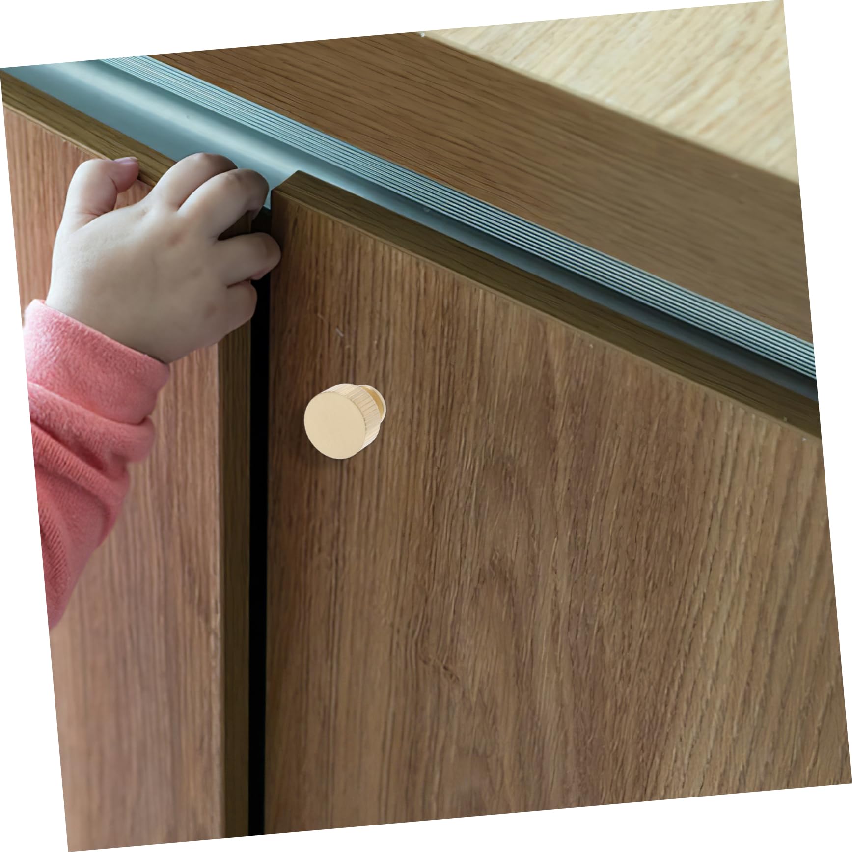 HOMSFOU Pomelli Rotondi in Ottone Oro per Armadio, 5 Pezzi | Design Europeo, Adatti a Guardaroba e Scarpiere, Installazione Semplice, Finitura Elegante e Contemporanea