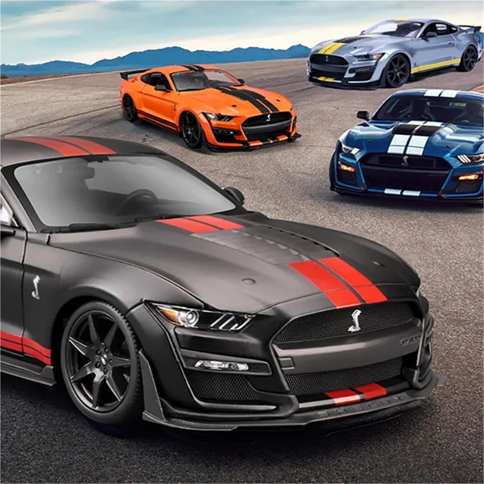 Amazon.co.jp: 完成した模型車 1:18 に適合 フォード マスタング 2020