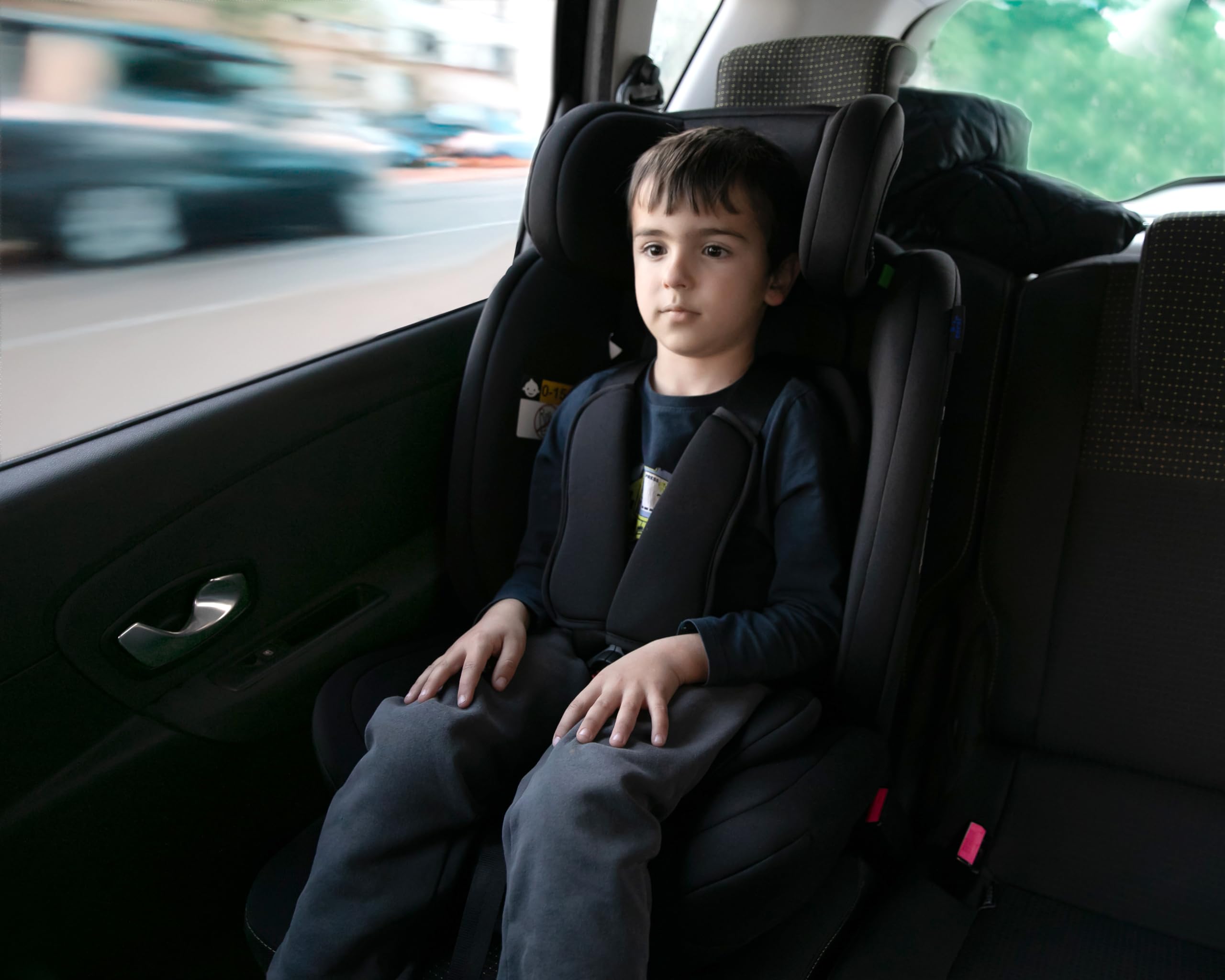Toral Alzador Coche Niño - Silla Coche Grupo 1 2 3 i-Size - Desde 76-150 cm - Silla Coche Bebe - Elevador coche niño y niña - Silla bebe coche Modelo Silverstone Negro