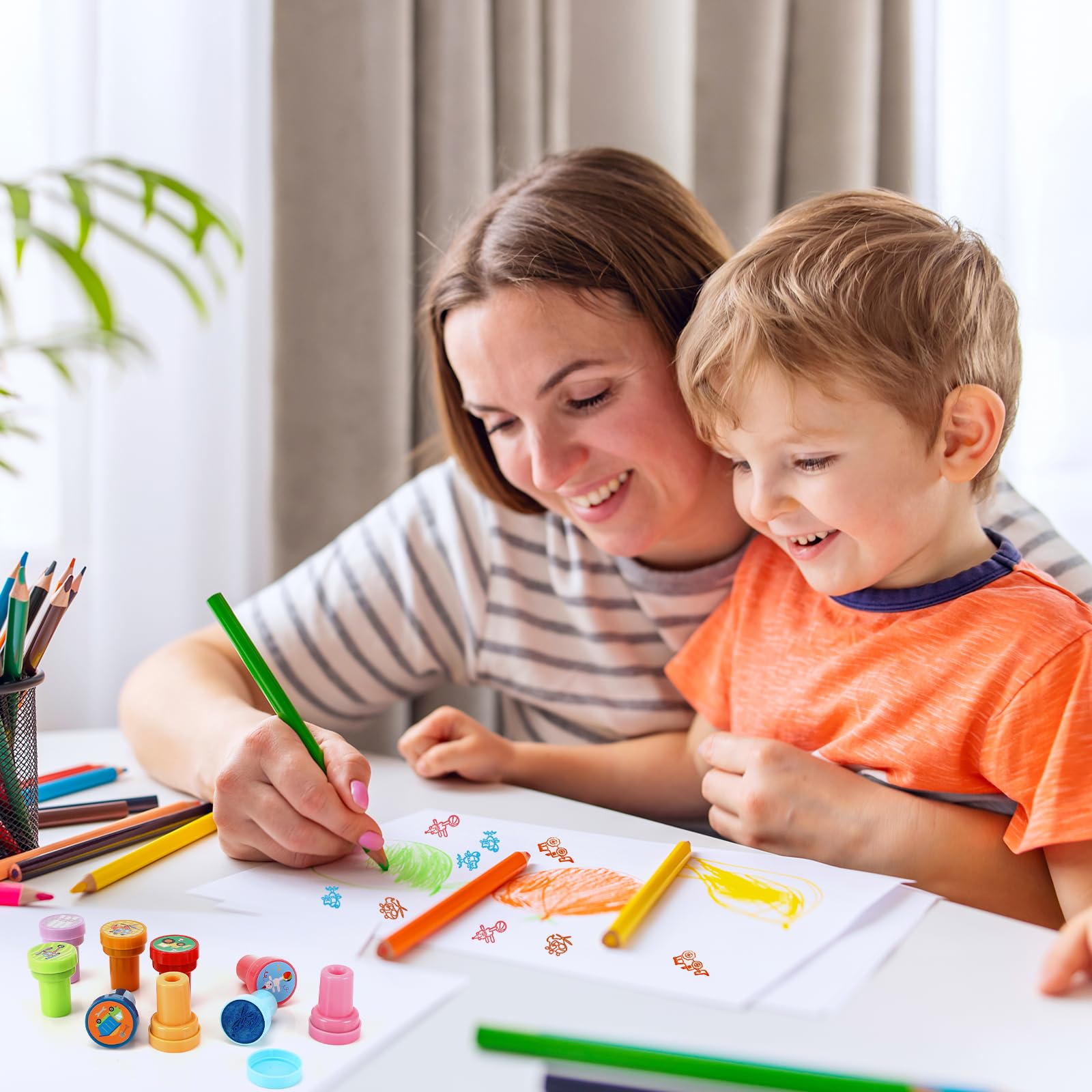 Sprifityy 36 sztuk pieczątek dla dzieci, zestaw stempli z kreskówki, samotuszujące się stemple dla dzieci, do torebek prezentowych, na imprezę, prezent urodzinowy, nagrody Classroom (B)