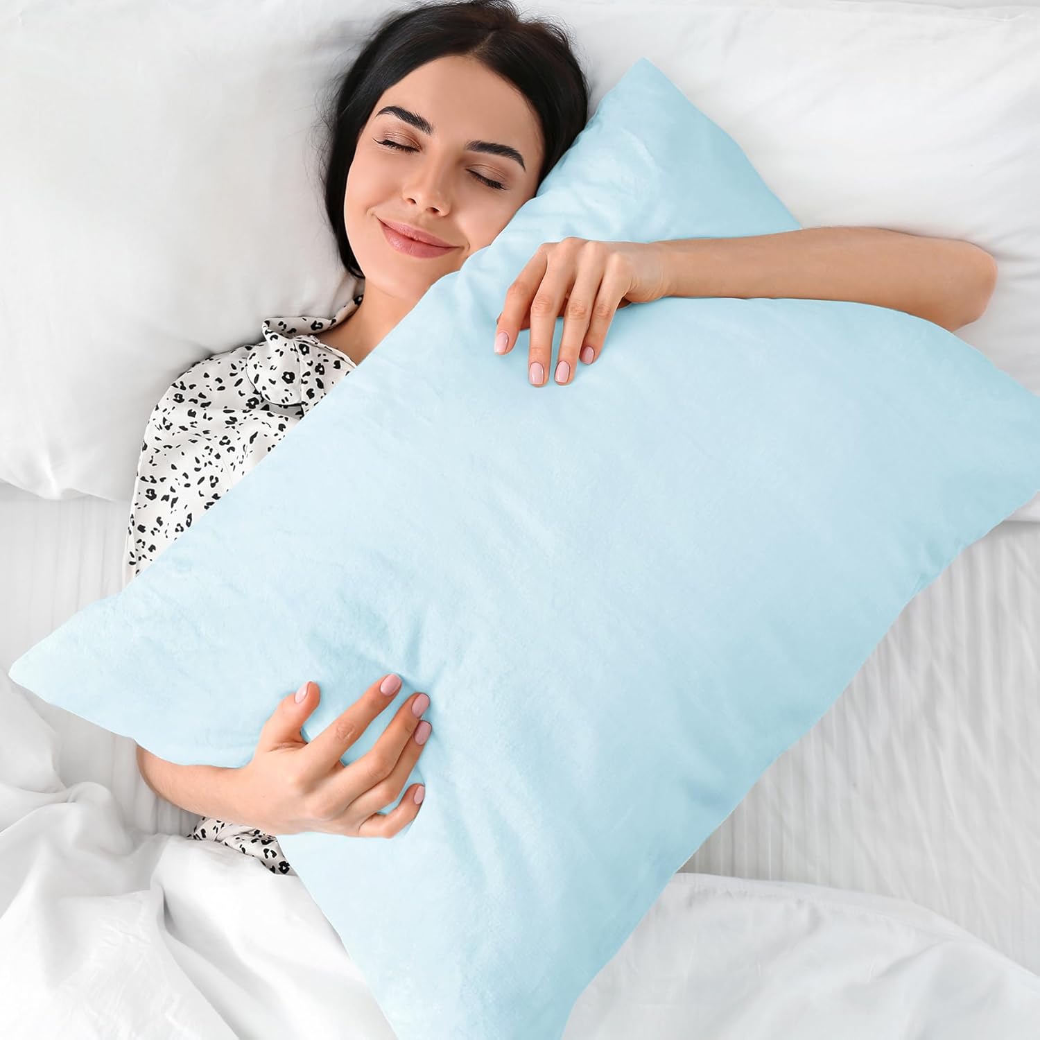 BEDELITE Flannel Pillowcases Standard Set of 2, Super Soft Fleece Pillow Case Cover with Zipper for Bedroom, Sofa, Couch,Luxury Cozy Fuzzy Velvet Pillow Shams for All Seasons(20x26 Inches, Blue) - Image 5