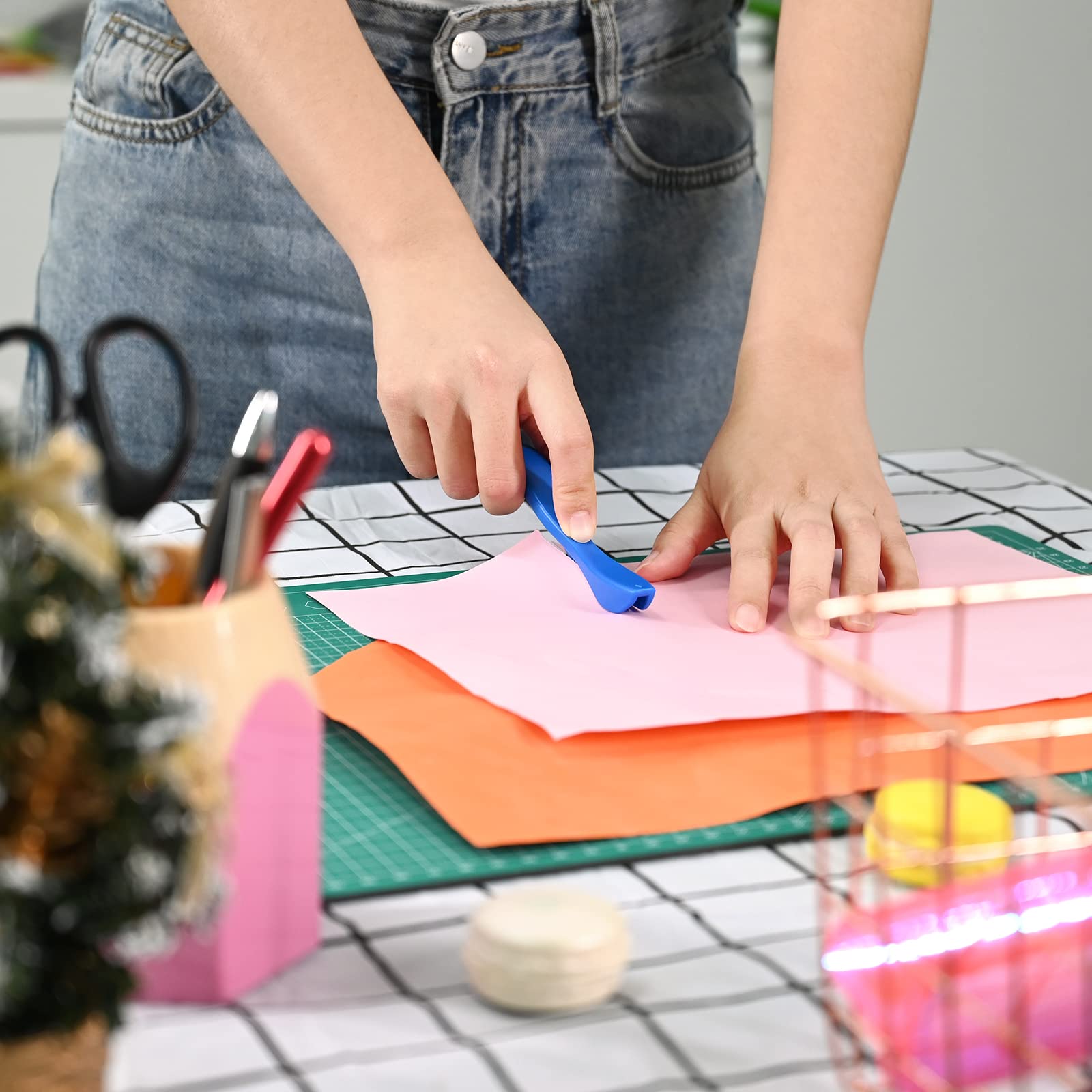 EHDIS Cutter à Papier, Safety Cutter avec 5 Lames, Ouvre-lettre en Plastique Bleu