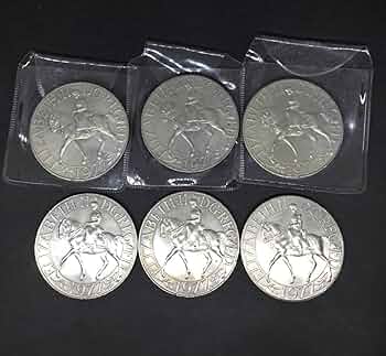 エリザベス2世 記念硬貨セット 約33枚 エリザベス2世 記念硬貨セット 約33枚 エリザベス二世女王陛下