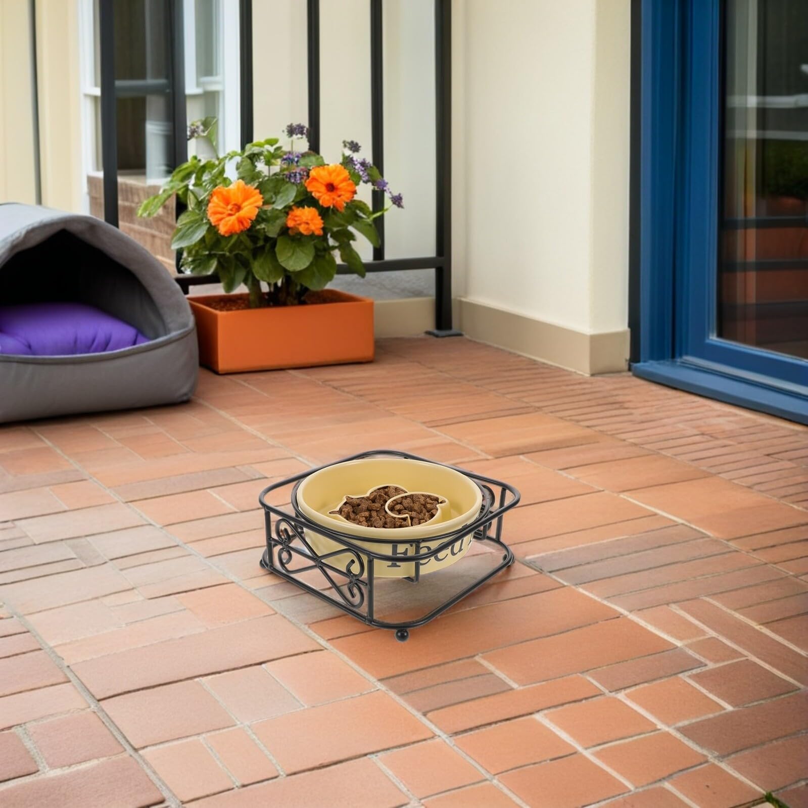 Didiseaon Gamelle Surélevée en Céramique Anti-Glouton pour Petit Chien et Chat – Bol Labyrinthe Jaune Clair Petit Format avec Support en Fer – Gamelle Lente pour Digestion Saine et Repas