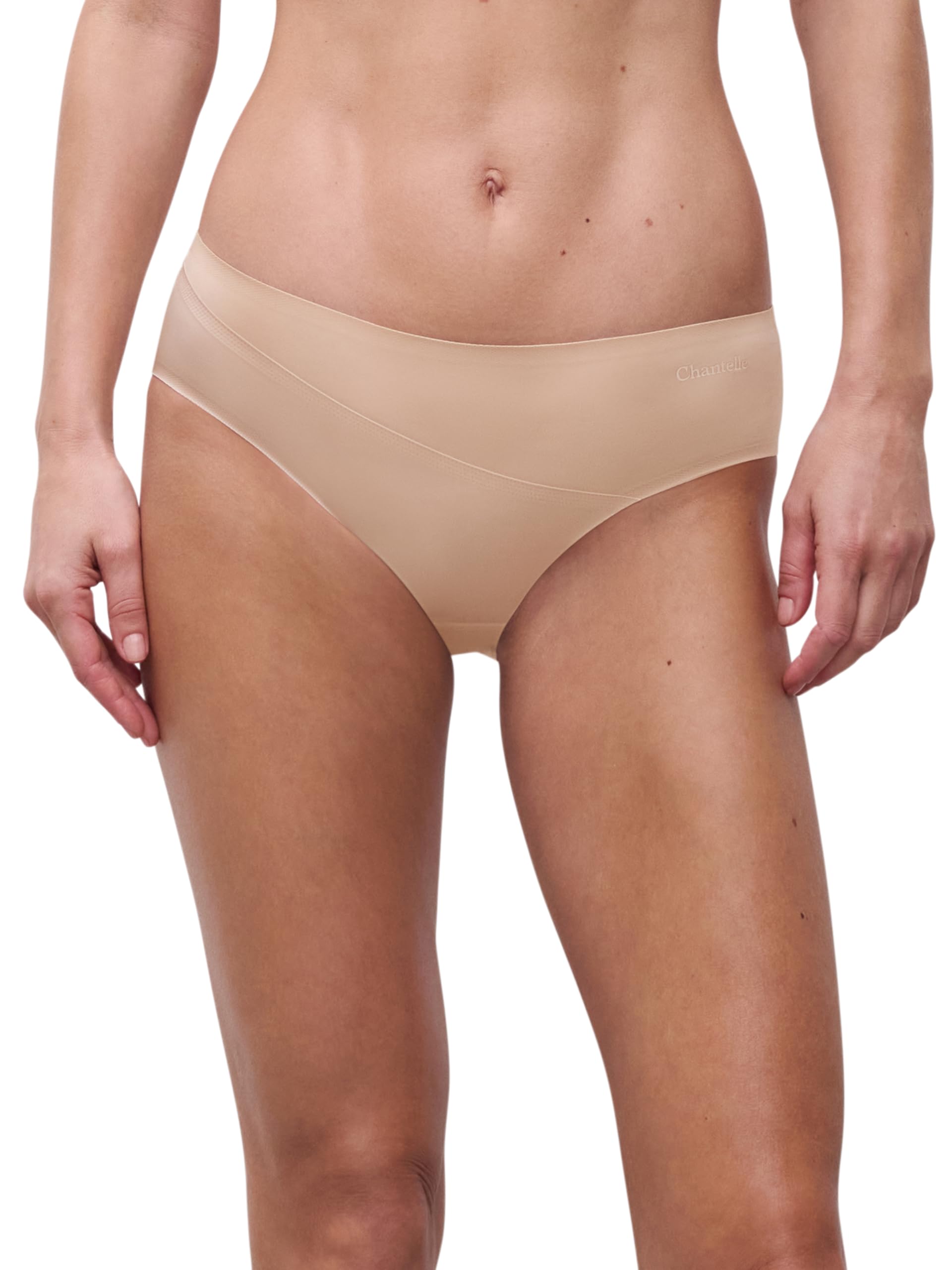 Chantelle Women's, ESSENTIALL, Covering Shorty, Women's invisible lingerie, Beige Doré, 16