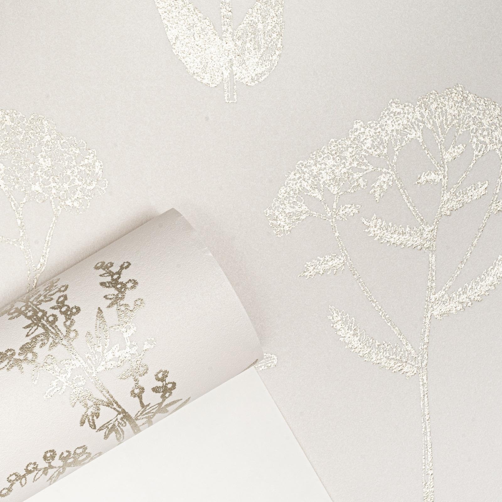 Sophie Laurence White, Gold White Floral Wallpaper Gold Metallic Shimmer Textured Thick Slightly Imperfect Bedroom Bathroom Lounge Hallway 10M X 0.53M Full Roll