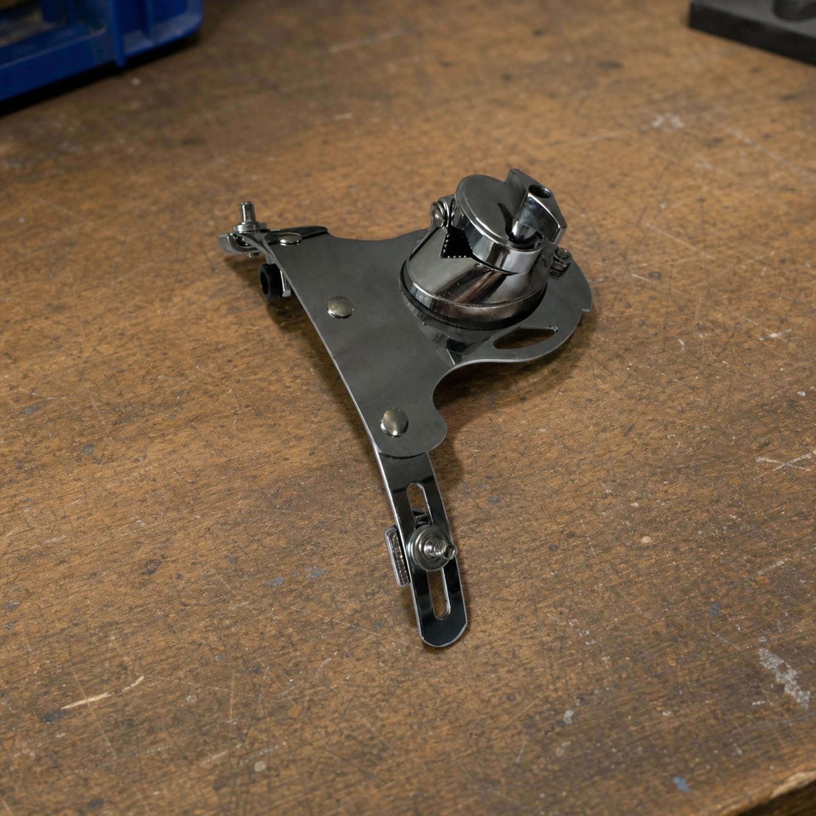 Einstellbar Tom-Halterung mit Klemme | Robuste Metallkonstruktion, Trommelhalterung mit Klemme, Stabil, Trommel-Aufhängung, für Bühne, Schlagzeuger,