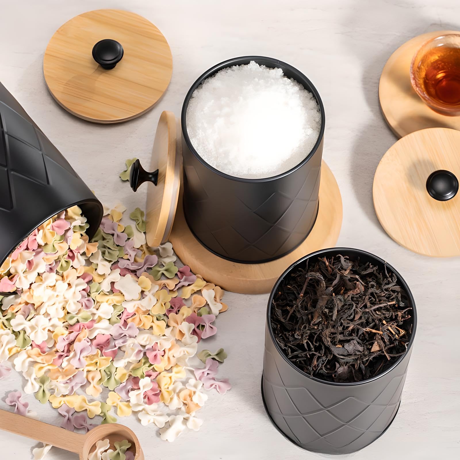 Kiss Me Set di 3 barattoli neri per tè, caffè e zucchero, con coperchio ermetico in bambù