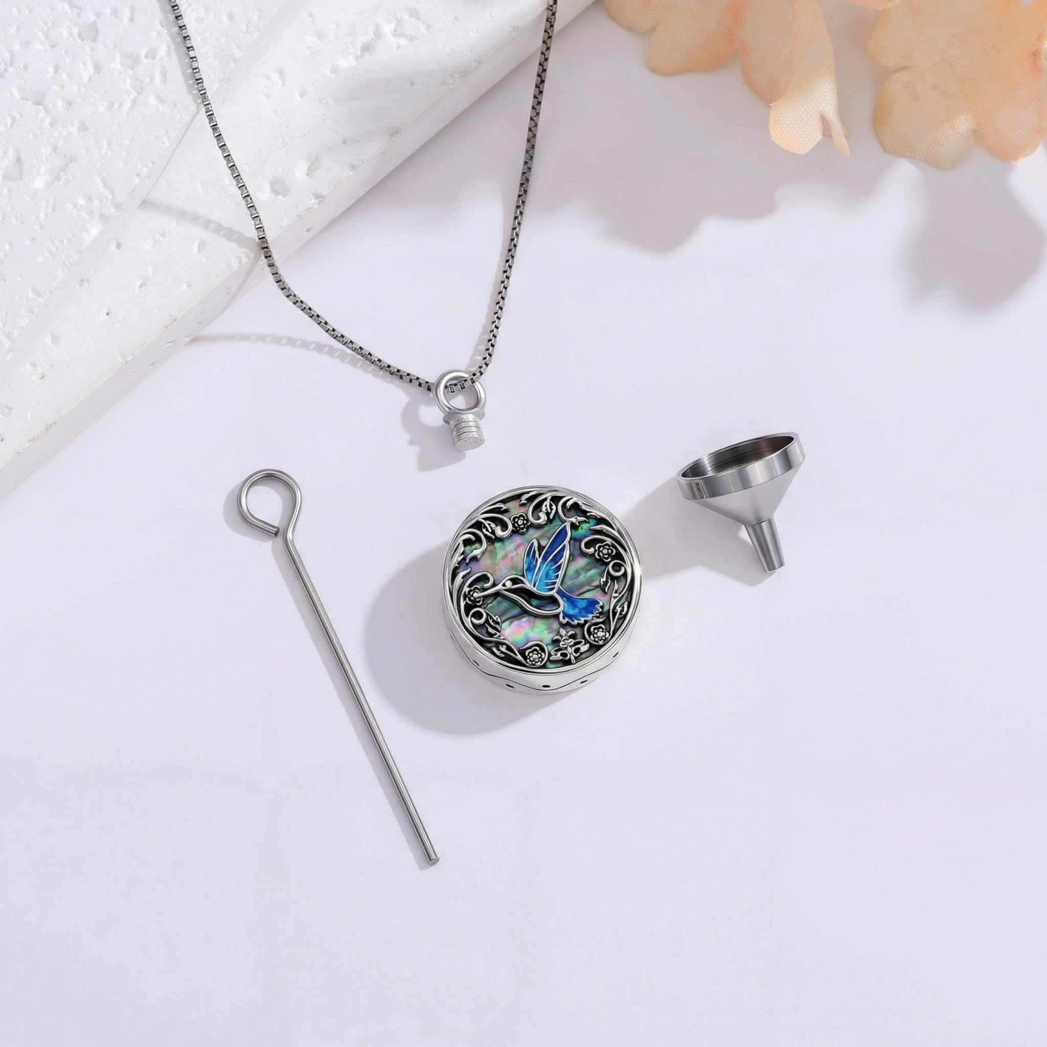 JKR Collana con ciondolo a forma di farfalla, libellula, coccinella, ape, colibrì, per ceneri da donna, in argento Sterling, con conchiglia di abalone, gioiello commemorativo per cremazione con imbuto