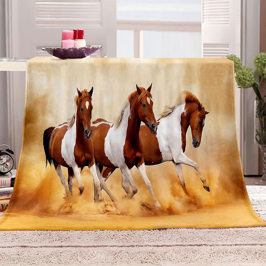 Couverture polaire douce cheval marron pour vos soirées cocooning