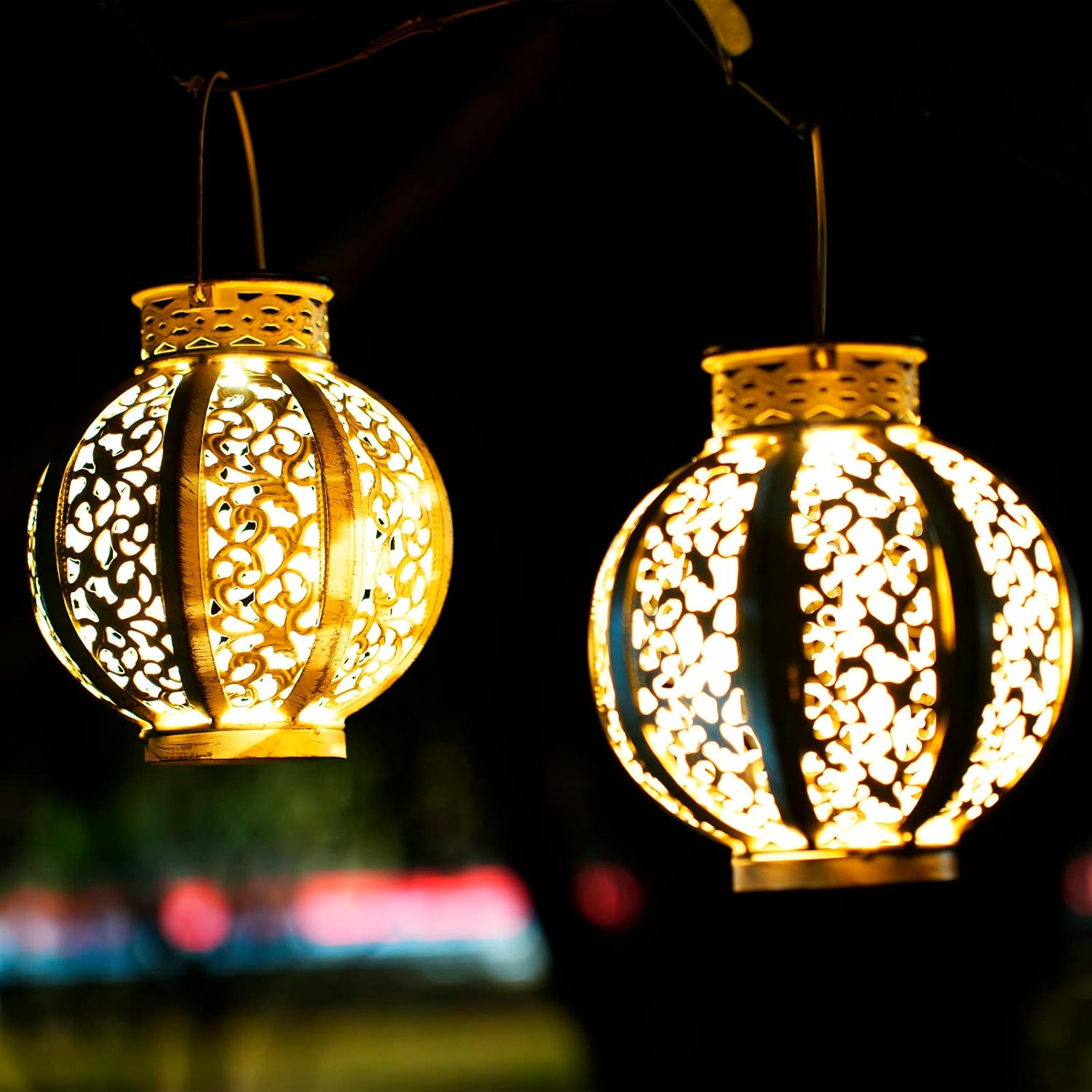 Generep Solar Lanterns, Retro Metal Solar Lights with Handle, 4 Lumen Sun Powered Garden LED Decorative Lighting for Yard, Tree Fence, Patio, Lawn, Balcony and Terrace(2 Pack)