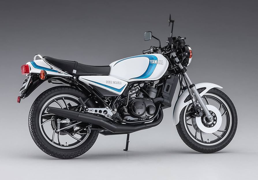 タミヤ  1/12「ヤマハRZ350」プラモデル Amazon | タミヤ 1/12 オートバイシリーズ No.04 ヤマハ RZ350